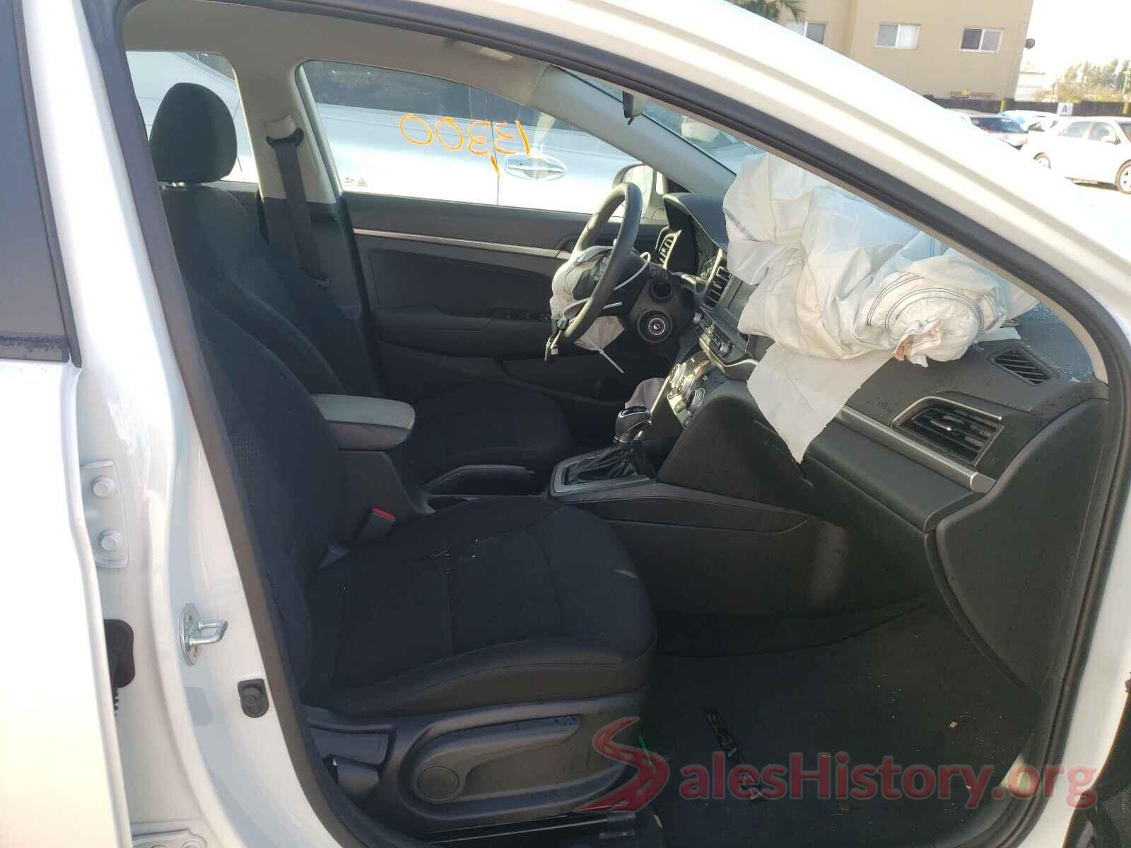 5NPD74LF4KH465973 2019 HYUNDAI ELANTRA