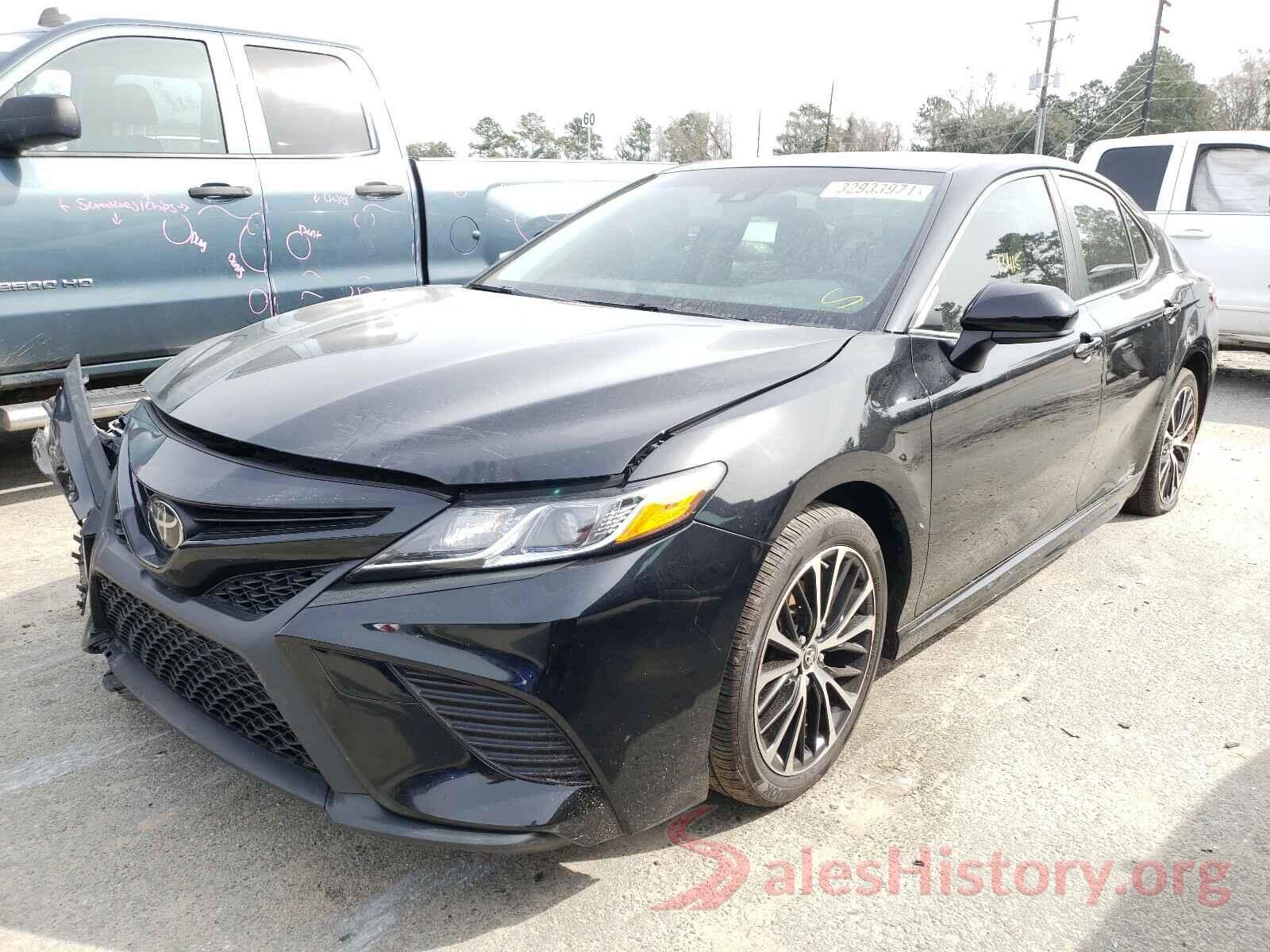 JTNB11HK8J3022535 2018 TOYOTA CAMRY