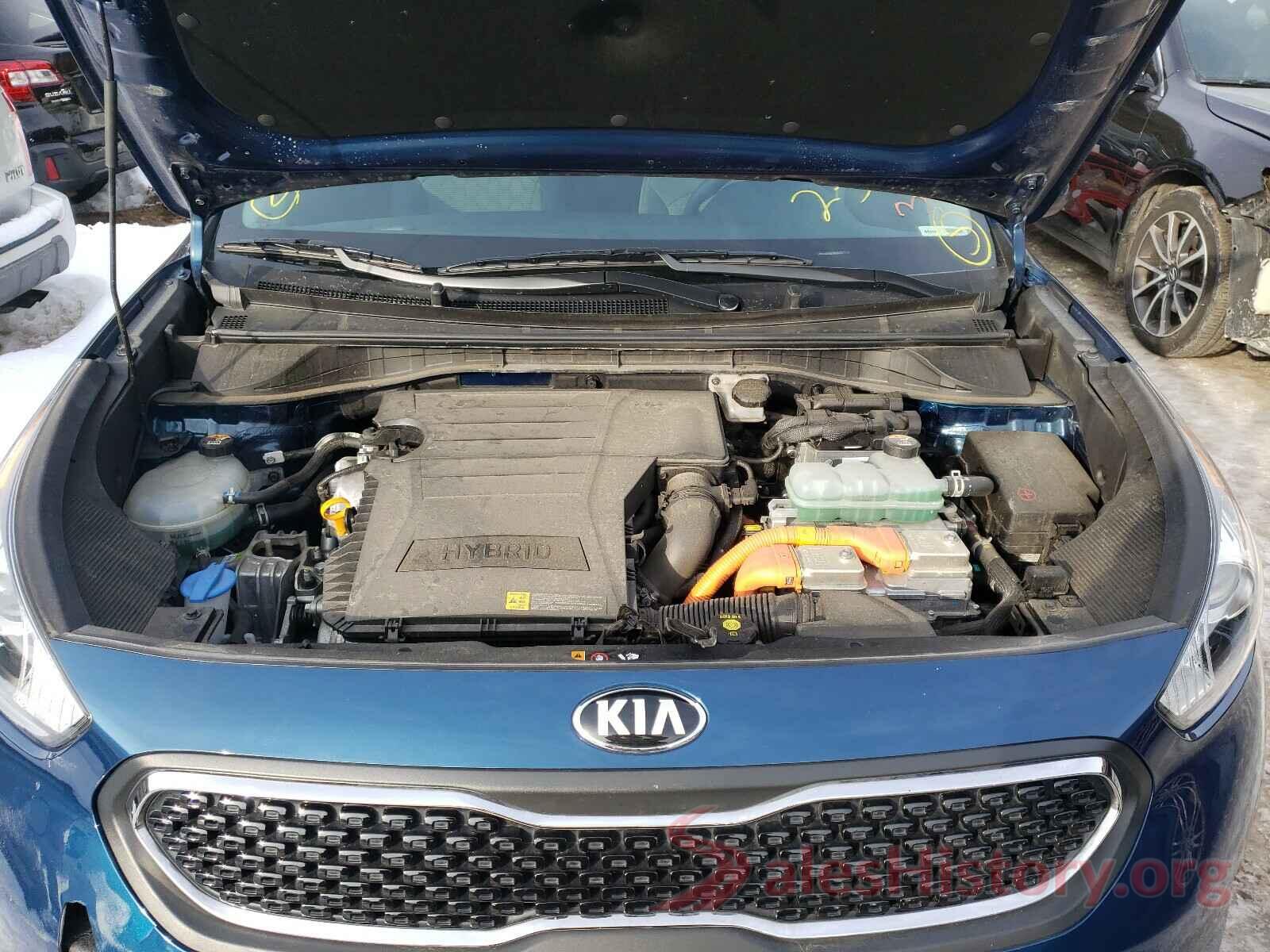 KNDCB3LC3K5262177 2019 KIA NIRO