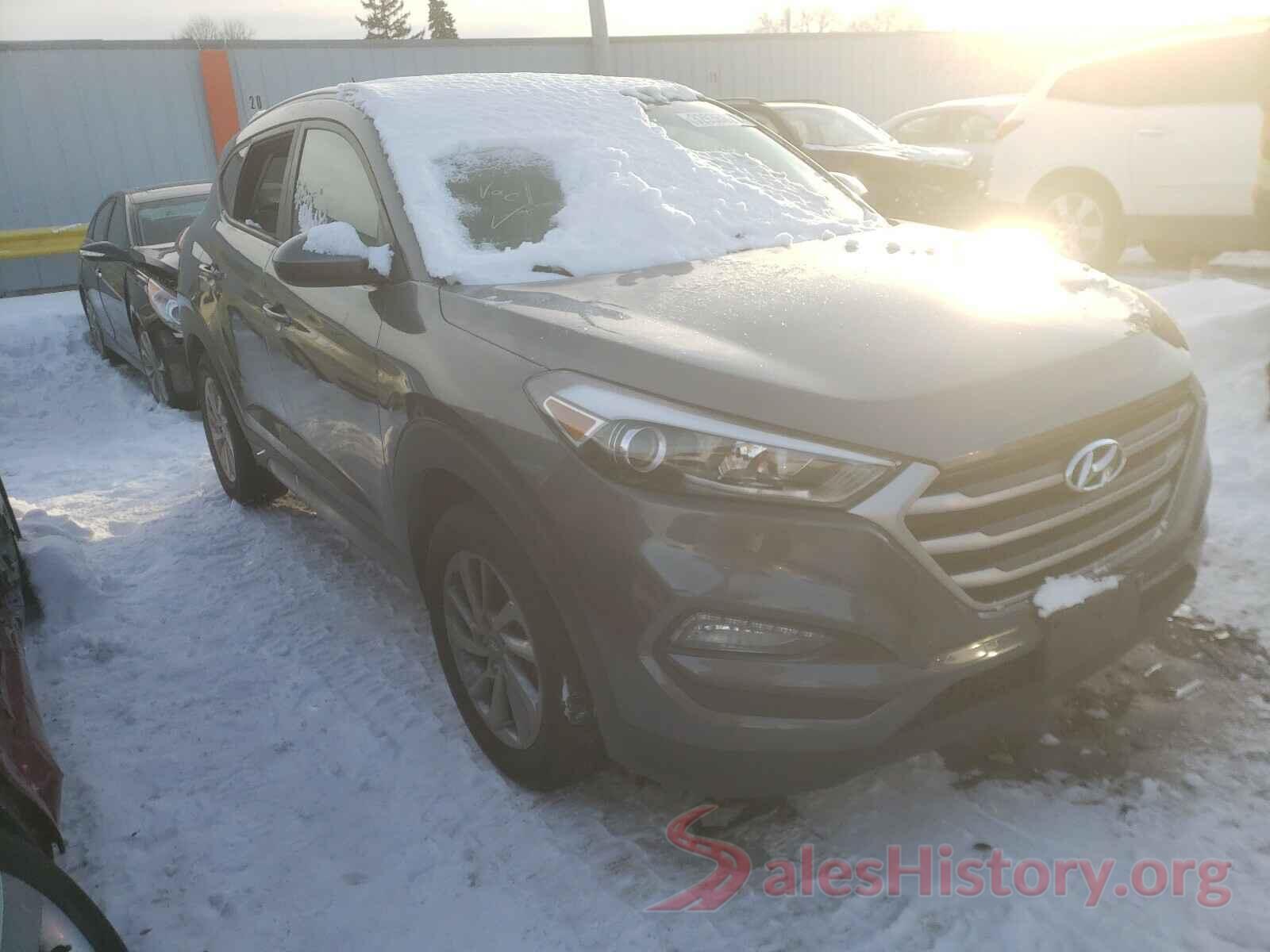 KM8J33A48HU252822 2017 HYUNDAI TUCSON