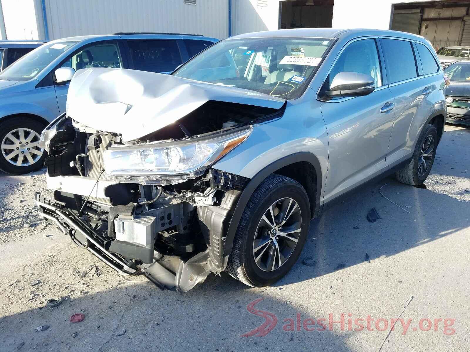 5TDZARFH2KS053756 2019 TOYOTA HIGHLANDER