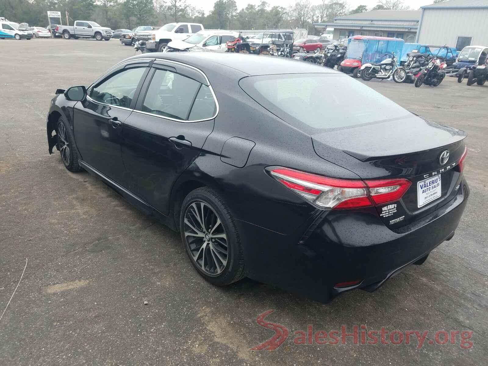 4T1B11HK1JU065849 2018 TOYOTA CAMRY