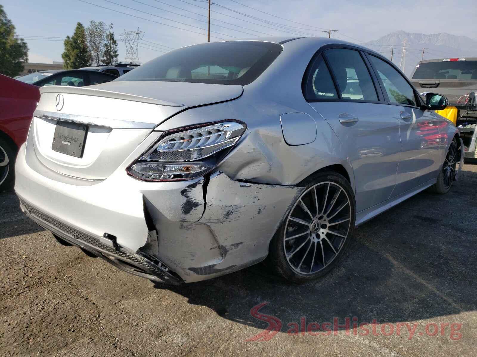 55SWF4JB8JU281837 2018 MERCEDES-BENZ C CLASS