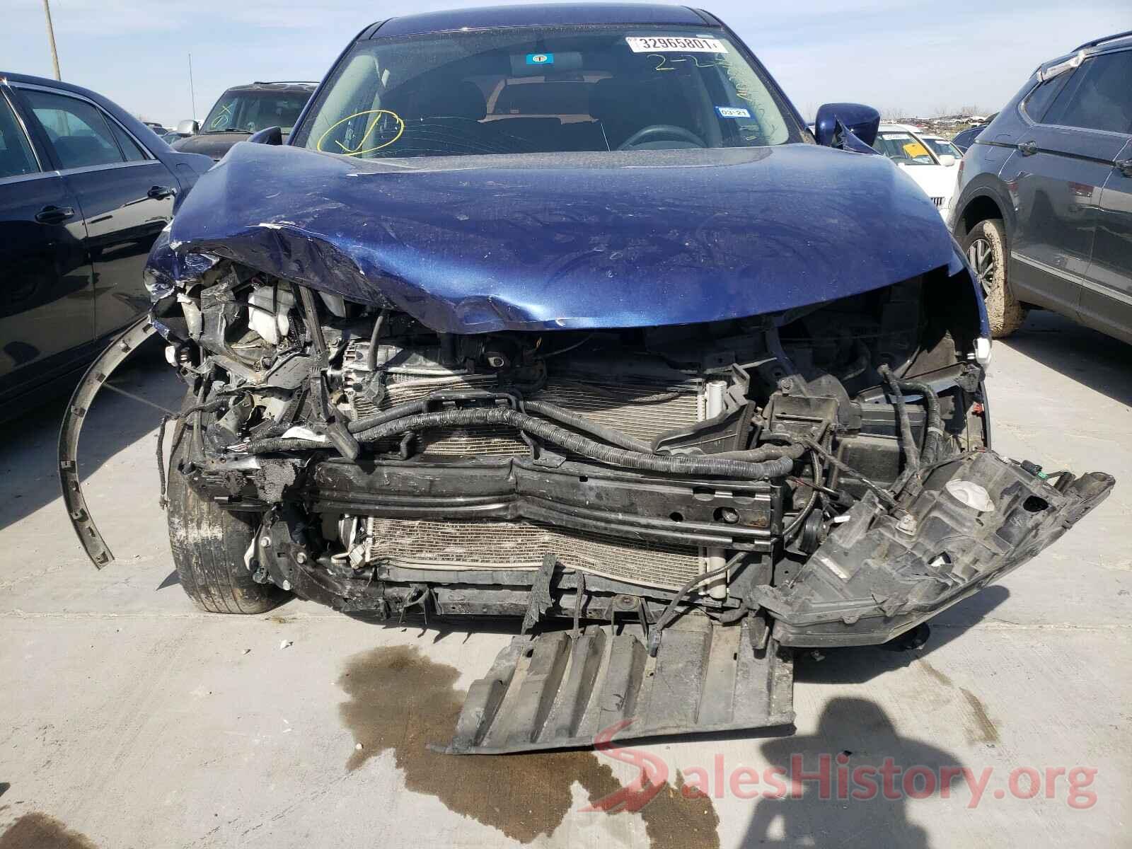 5N1AT2MT4HC774267 2017 NISSAN ROGUE