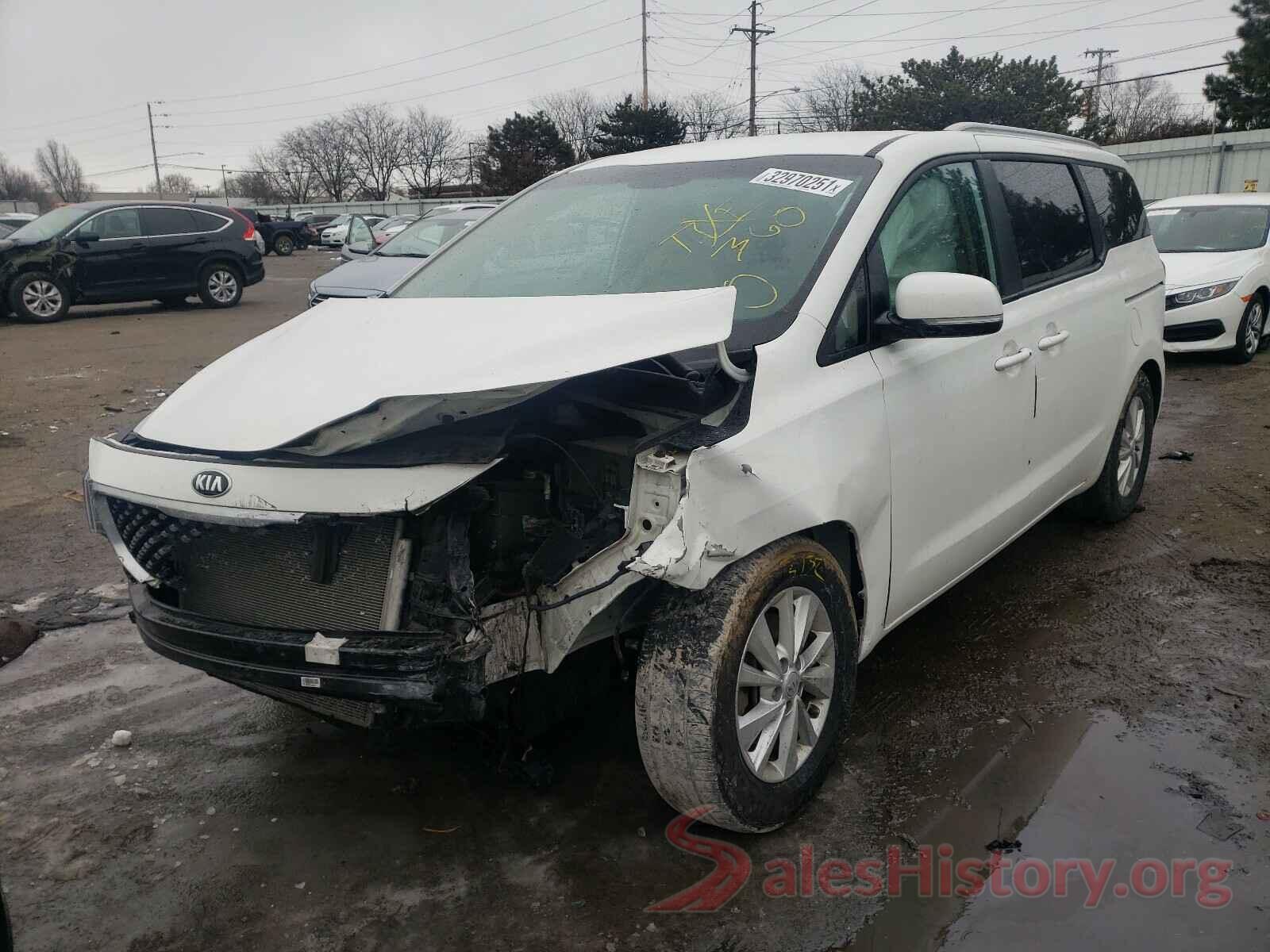 KNDMB5C19H6324246 2017 KIA SEDONA