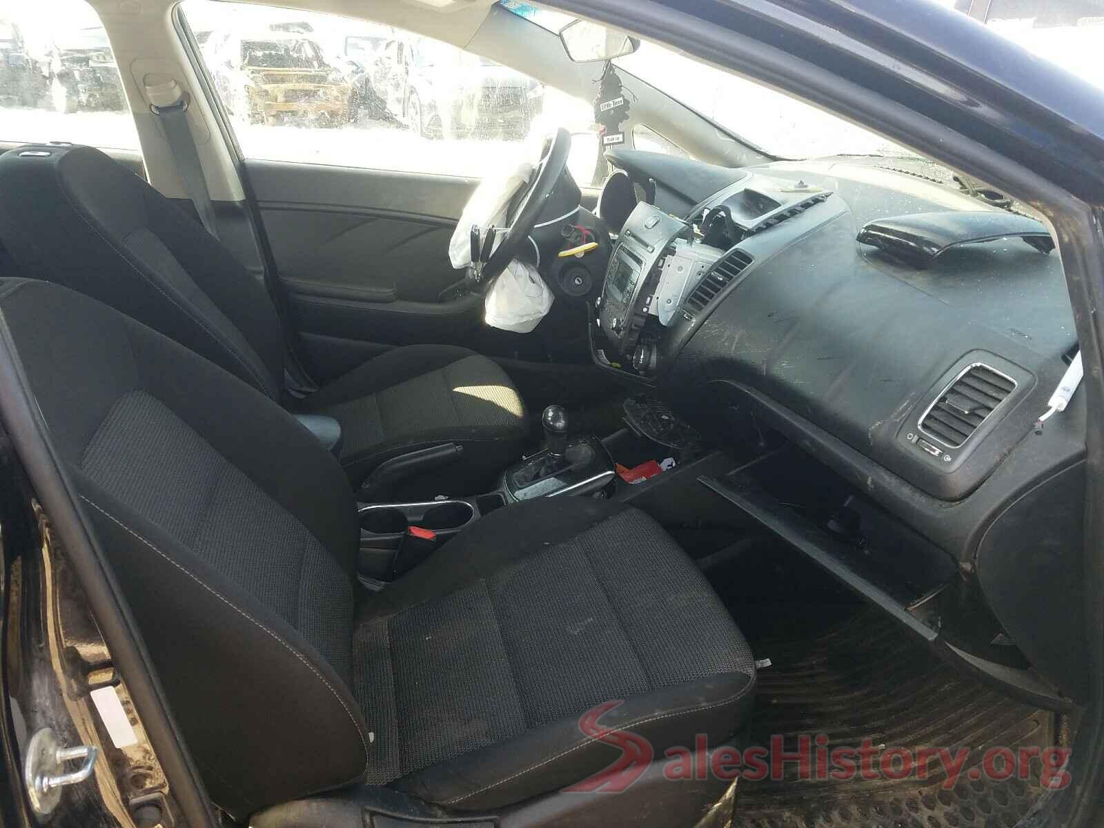 3KPFK4A74JE230978 2018 KIA FORTE