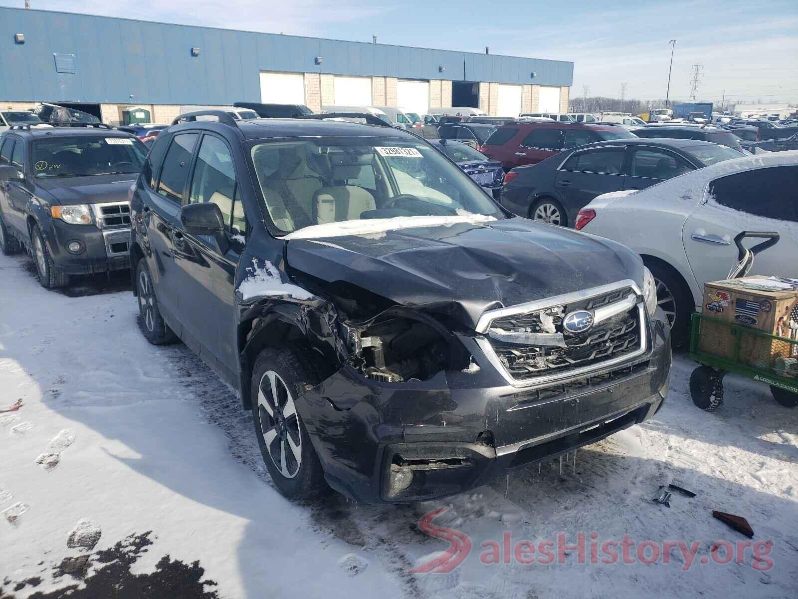 JF2SJAGC8HH811605 2017 SUBARU FORESTER