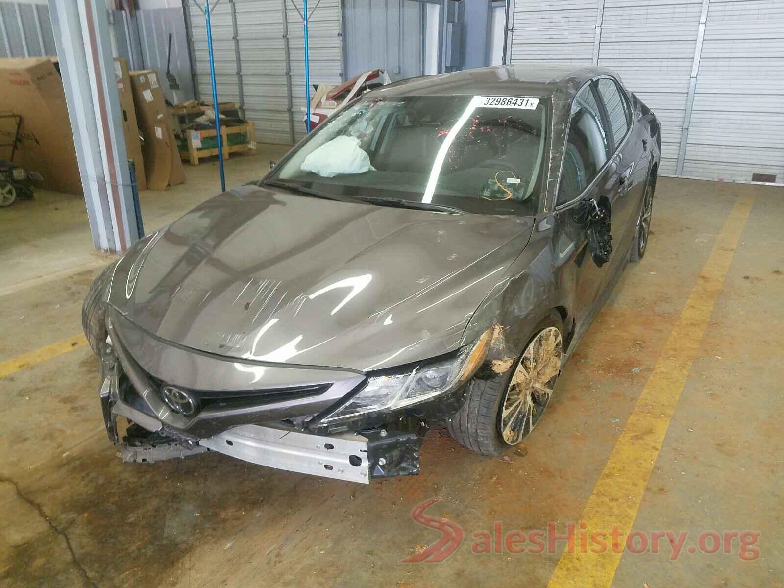 4T1G11AK1LU925221 2020 TOYOTA CAMRY