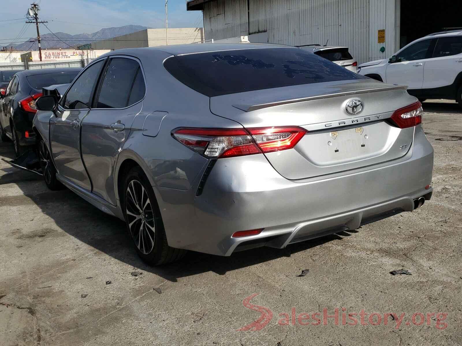 4T1B11HK7JU528190 2018 TOYOTA CAMRY