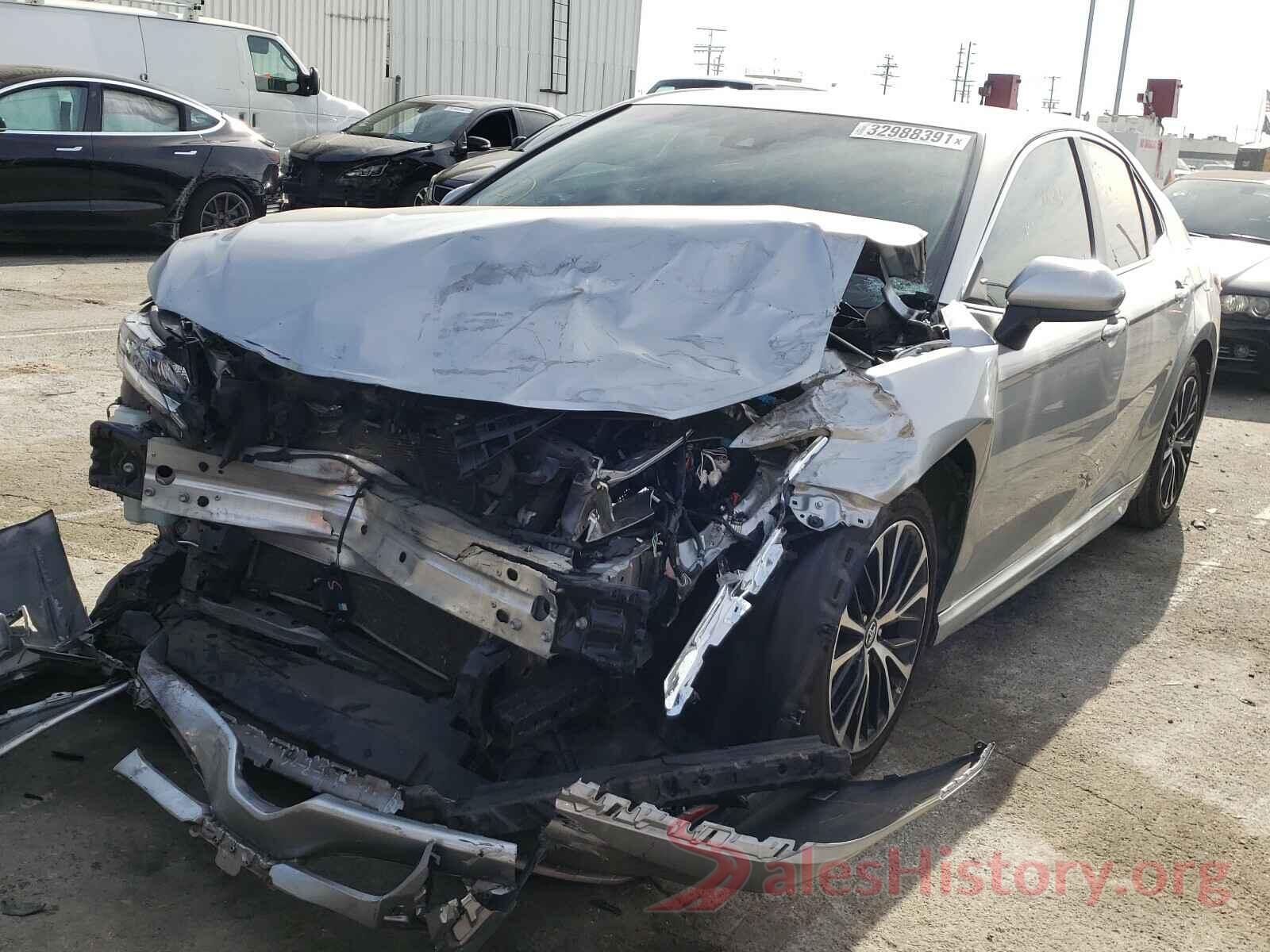 4T1B11HK7JU528190 2018 TOYOTA CAMRY