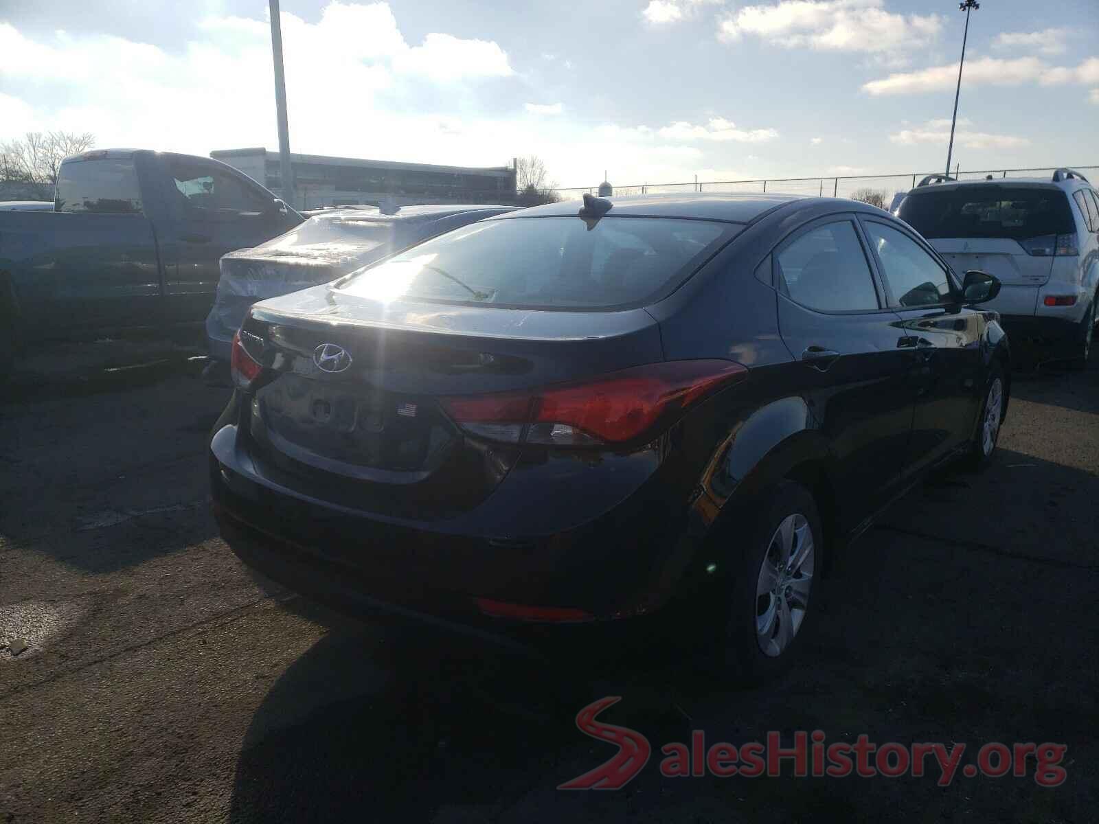 5NPDH4AE9GH716517 2016 HYUNDAI ELANTRA