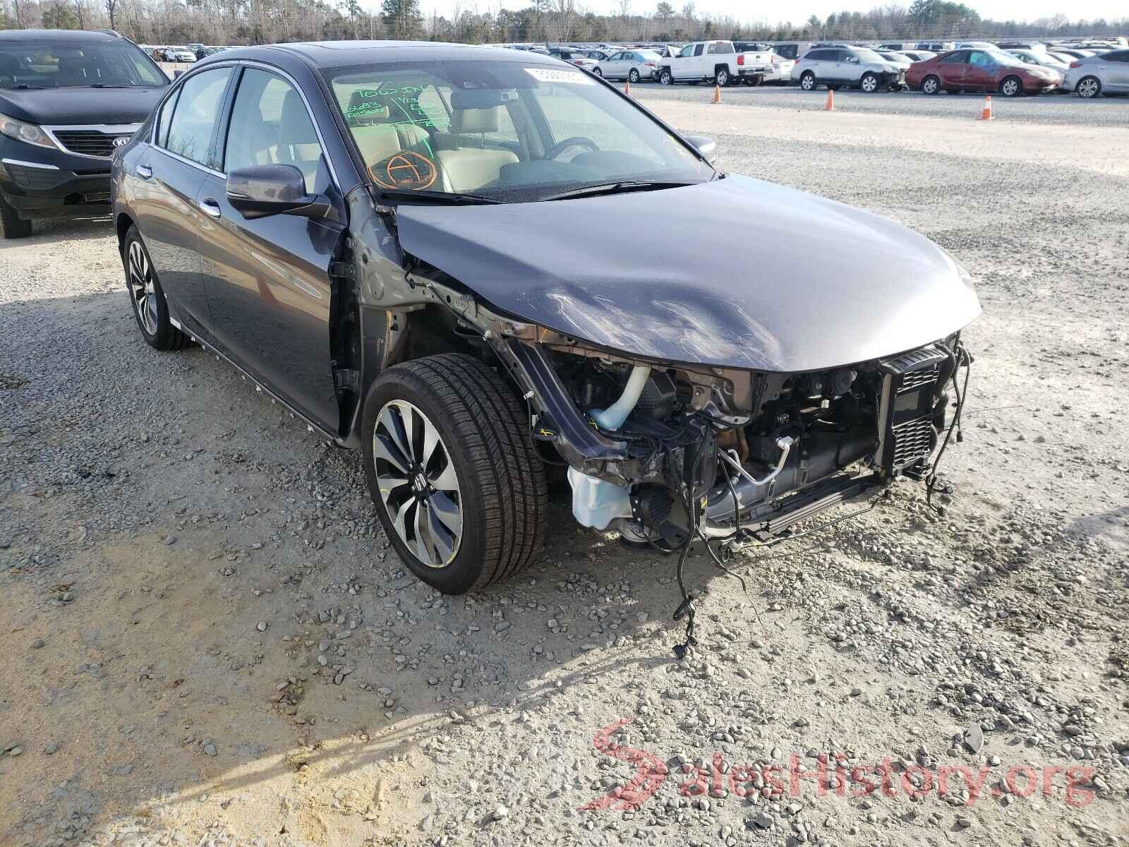 JHMCR6F72HC015862 2017 HONDA ACCORD