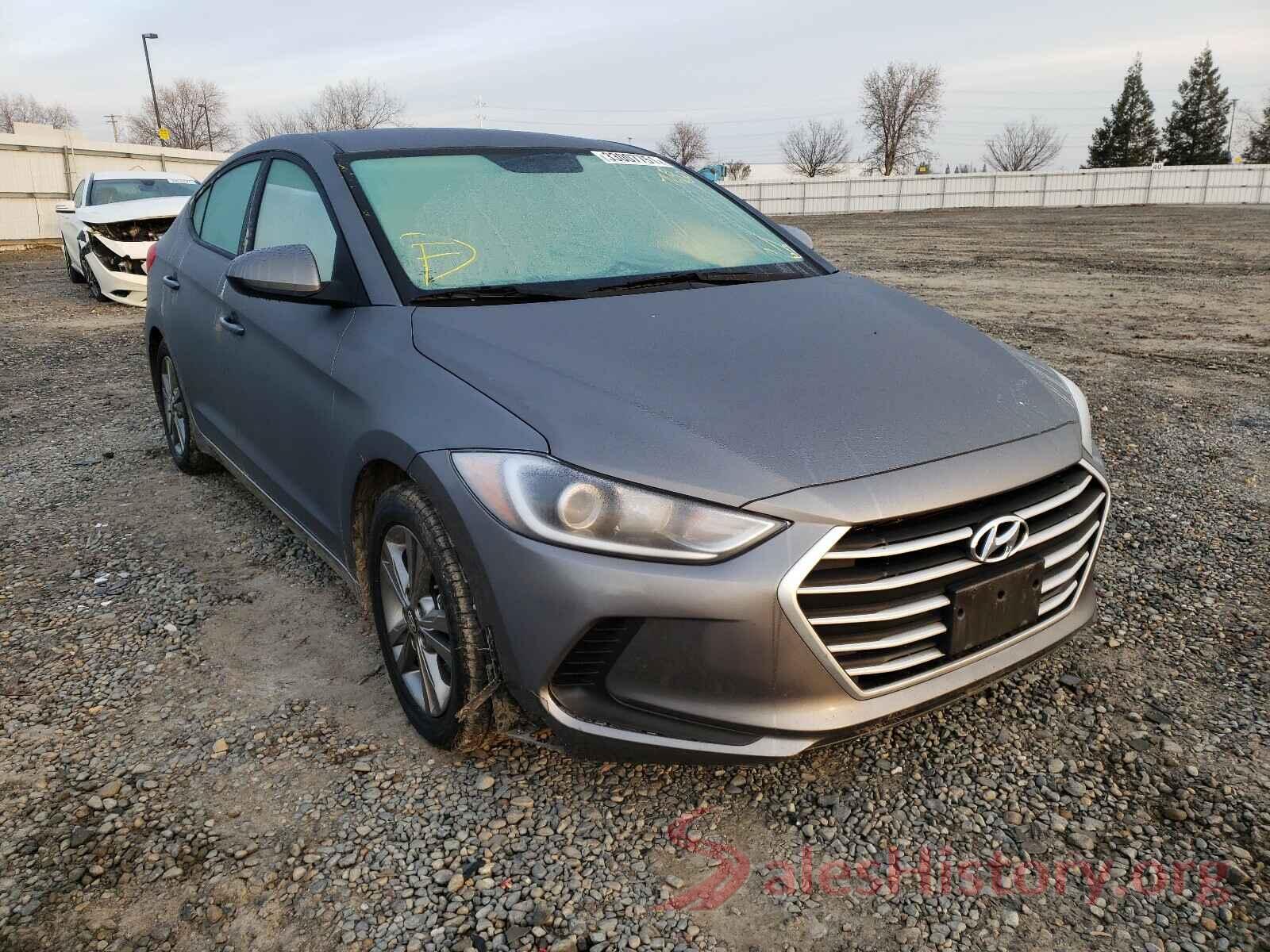 5NPD84LF4JH305684 2018 HYUNDAI ELANTRA