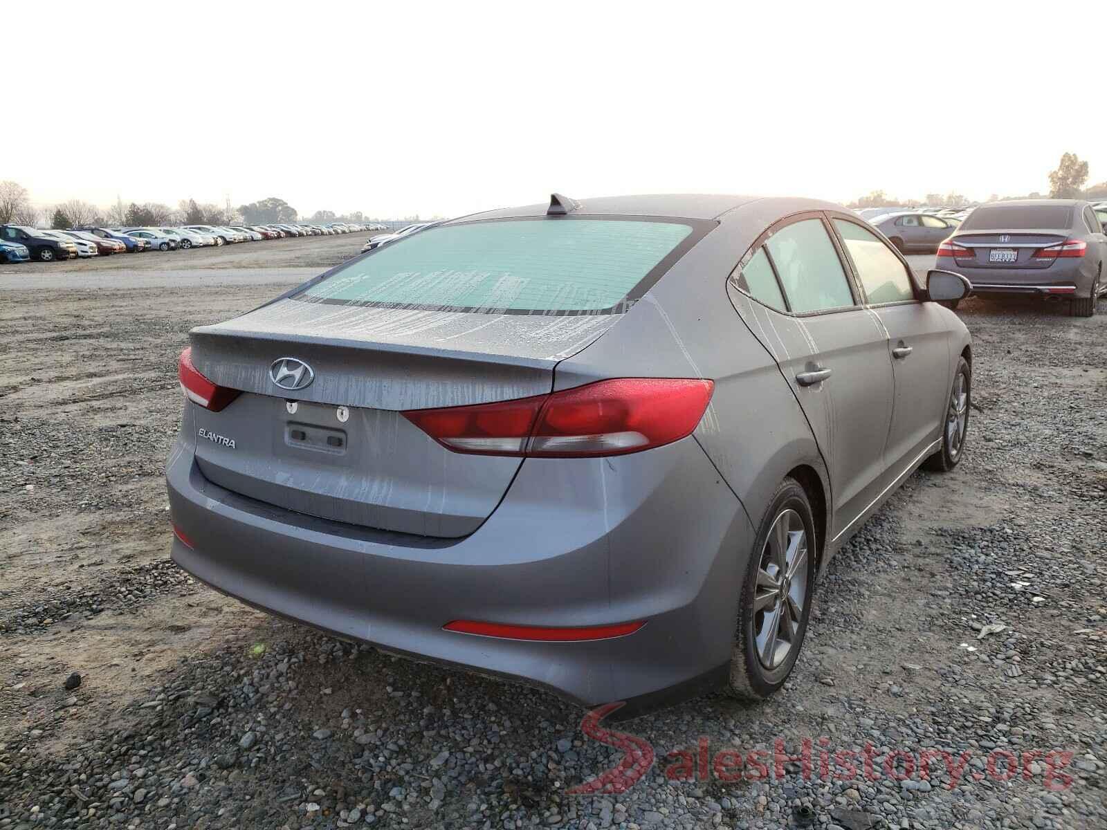 5NPD84LF4JH305684 2018 HYUNDAI ELANTRA