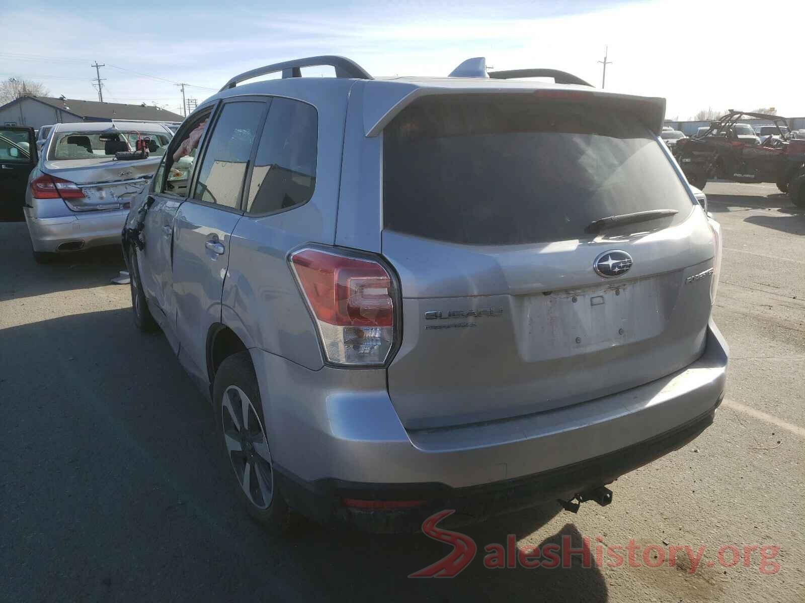 JF2SJAGC1JH524175 2018 SUBARU FORESTER