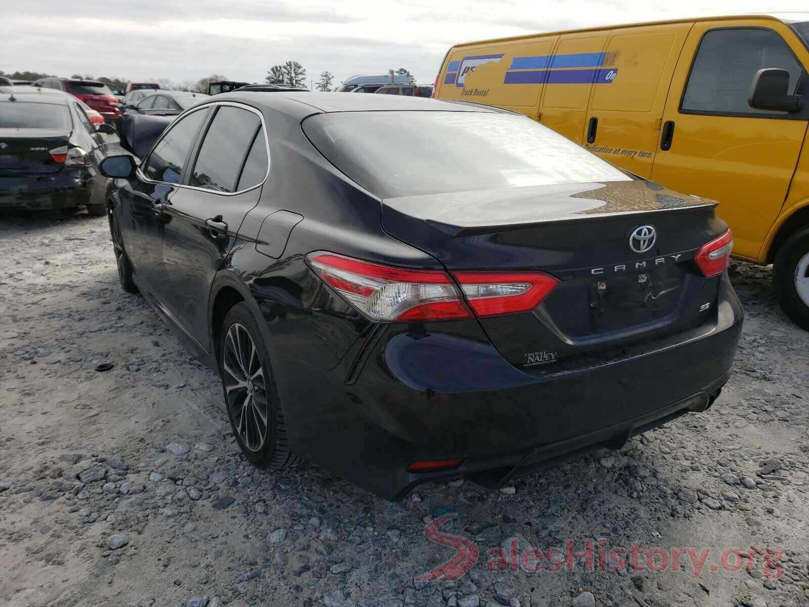 4T1B11HKXJU074162 2018 TOYOTA CAMRY