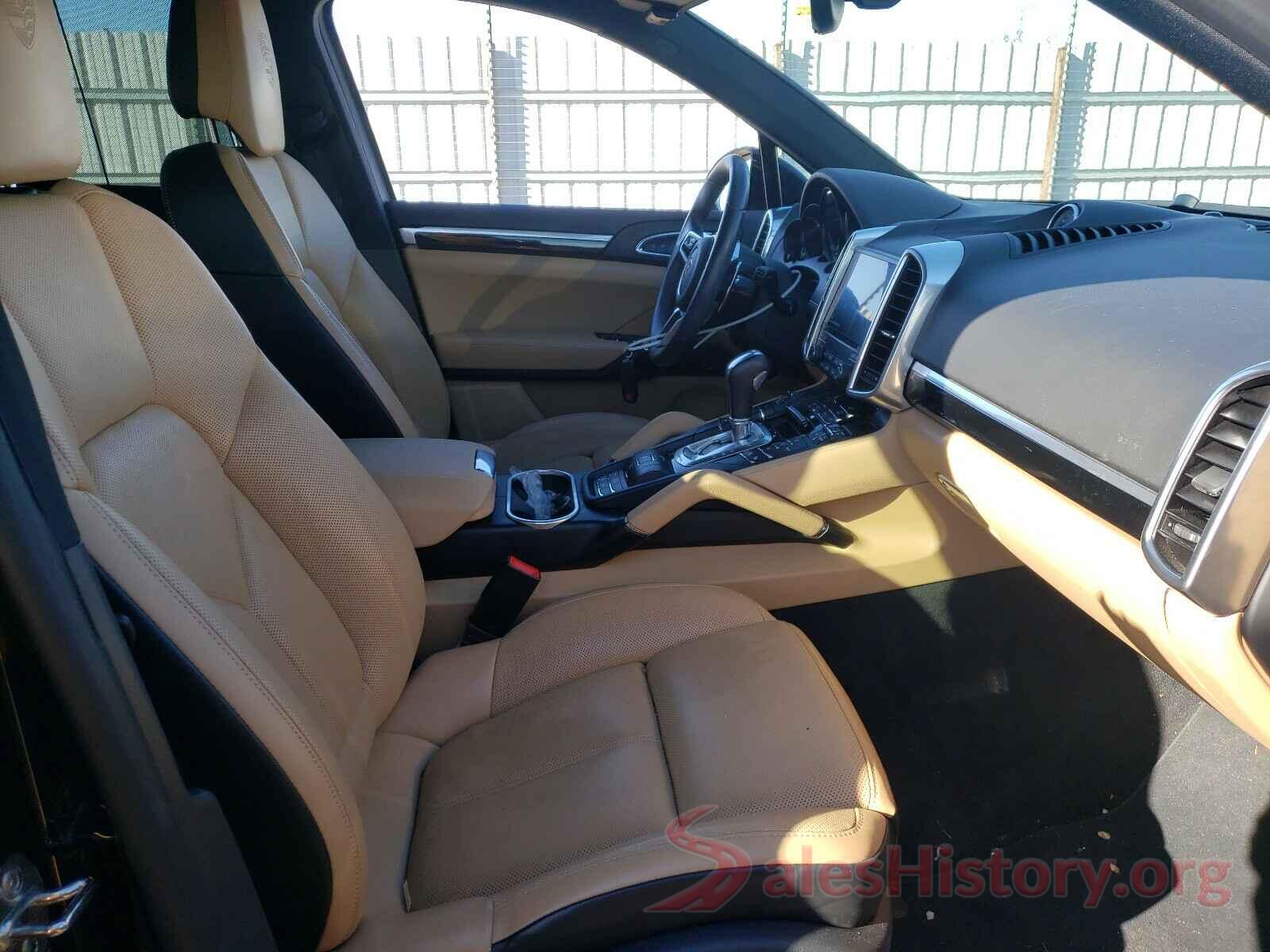 WP1AE2A20JLA70338 2018 PORSCHE CAYENNE