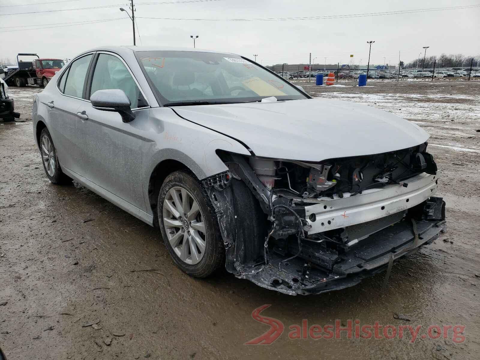 4T1B11HKXJU576797 2018 TOYOTA CAMRY