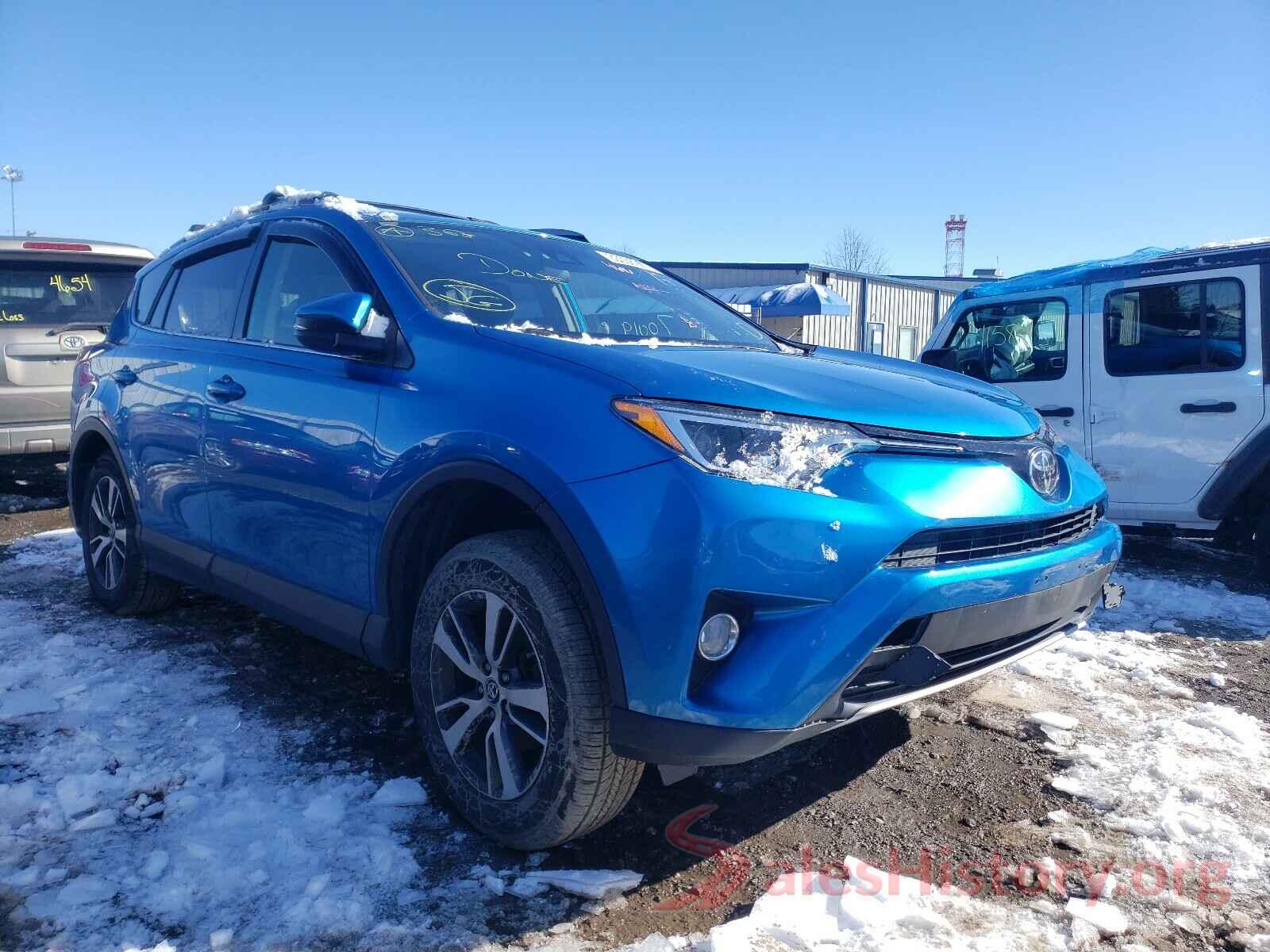 JTMRFREVXHJ120327 2017 TOYOTA RAV4