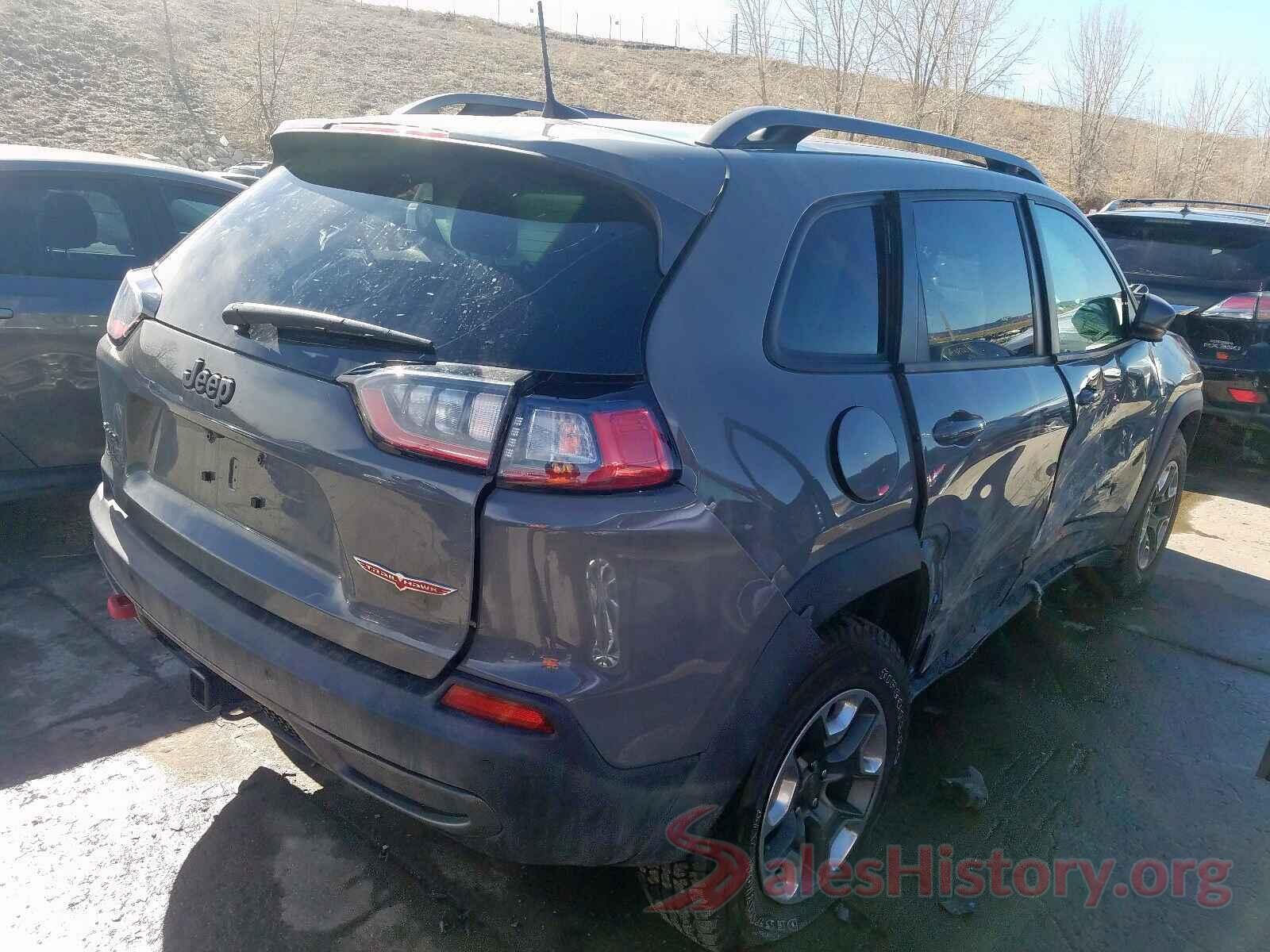 1C4PJMBN0KD426052 2019 JEEP CHEROKEE