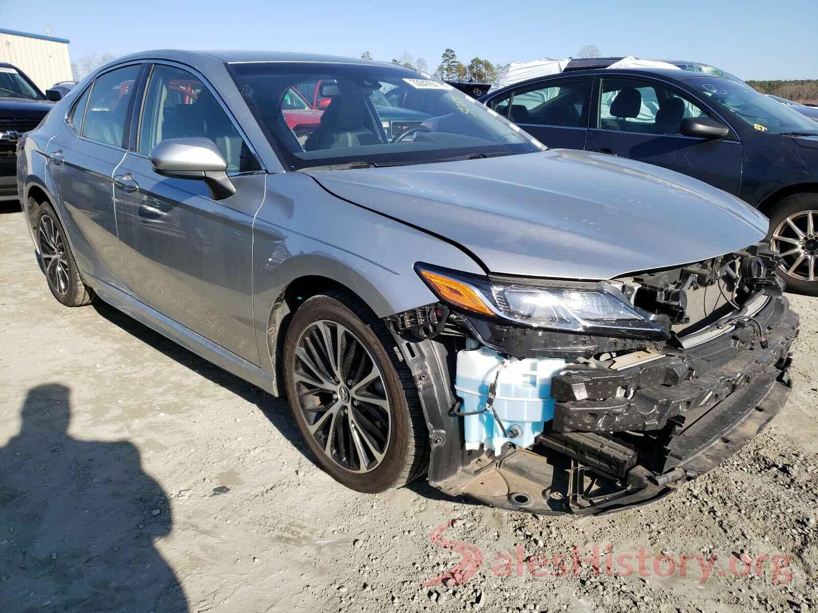 JTNB11HK7J3016225 2018 TOYOTA CAMRY