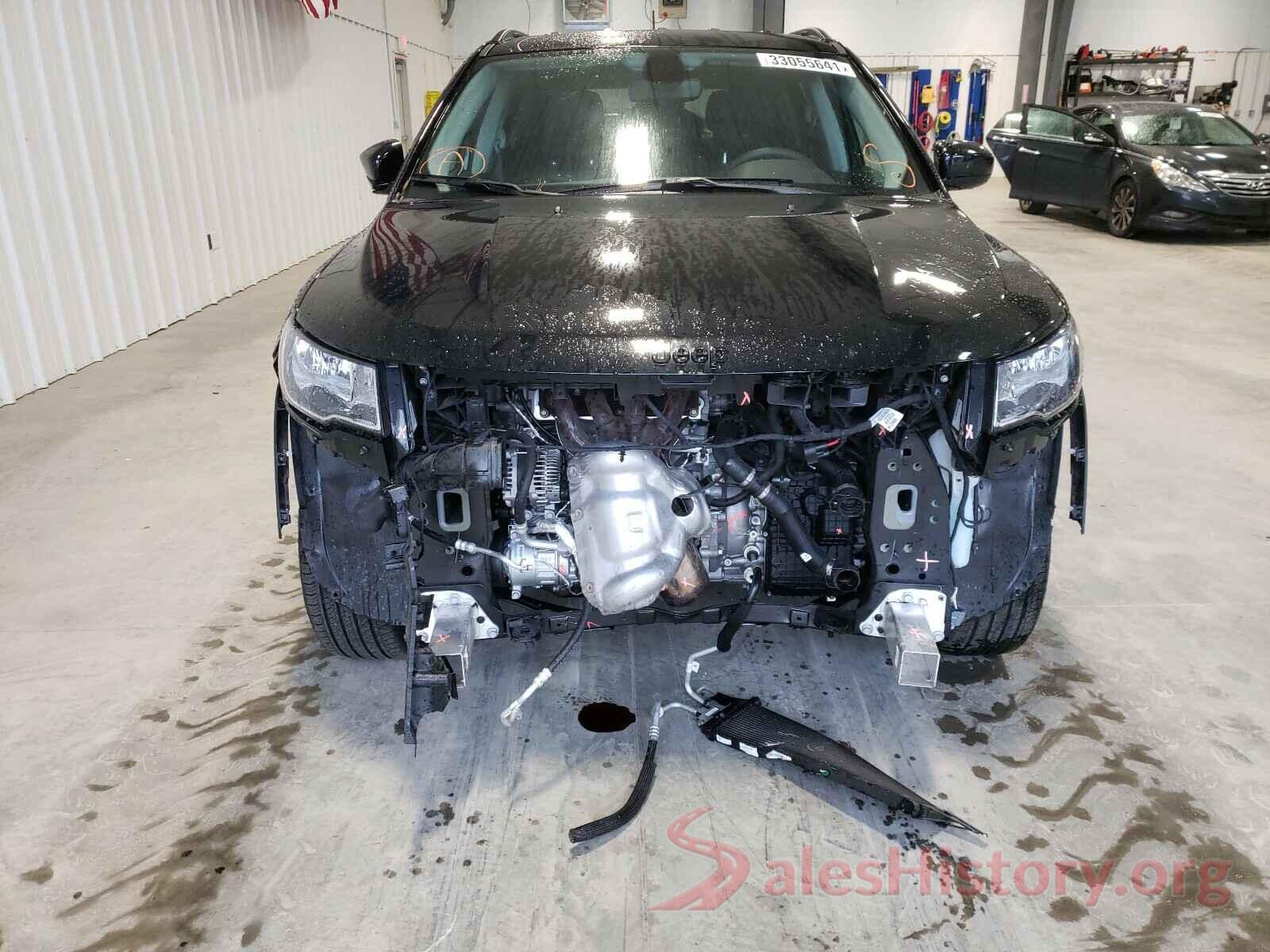 3C4NJDBB0KT754644 2019 JEEP COMPASS