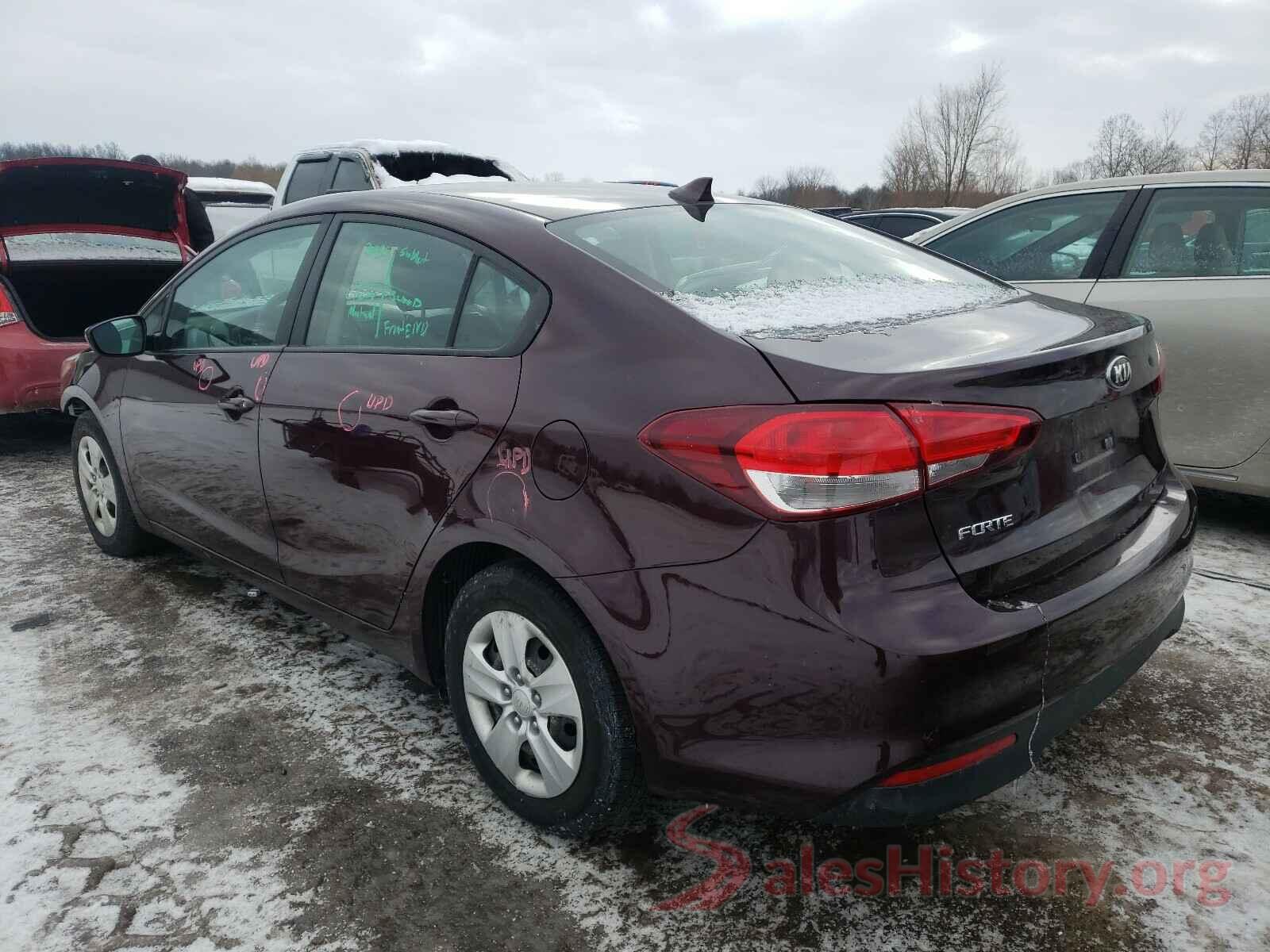 3KPFK4A71HE018372 2017 KIA FORTE