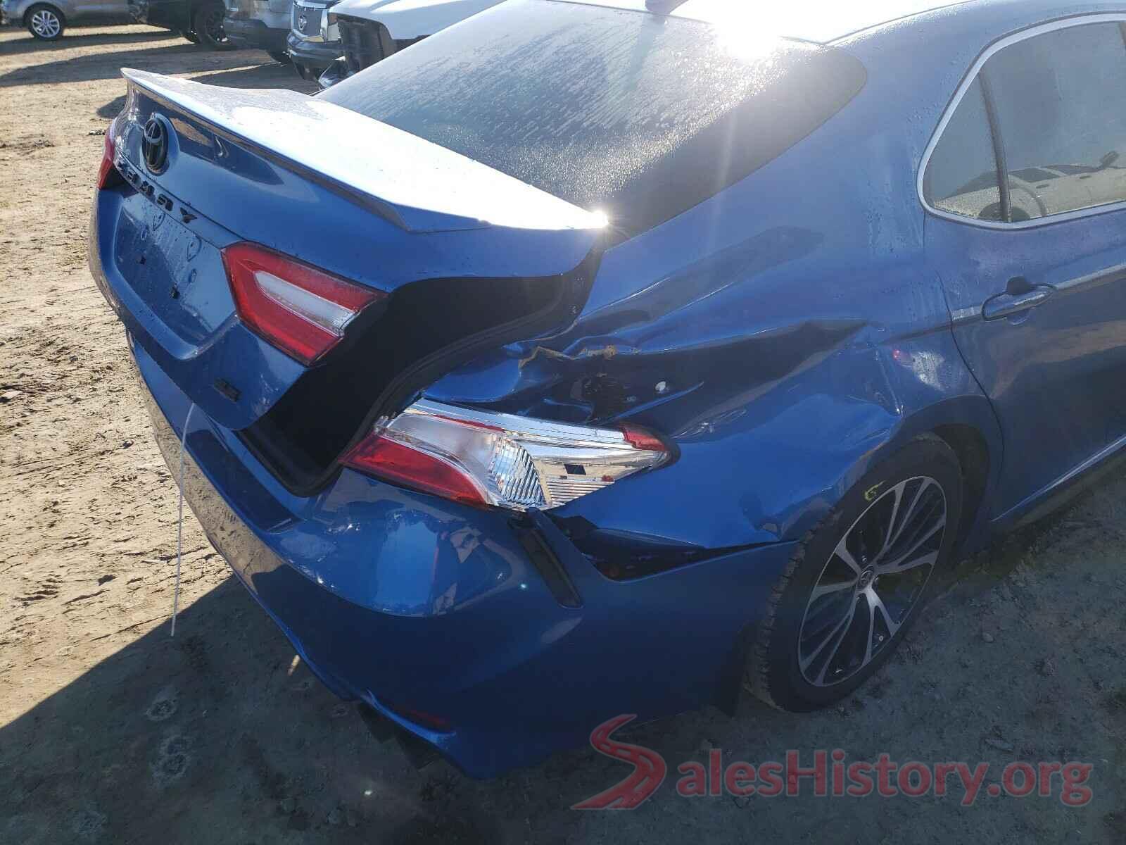 4T1G11AK4LU385637 2020 TOYOTA CAMRY