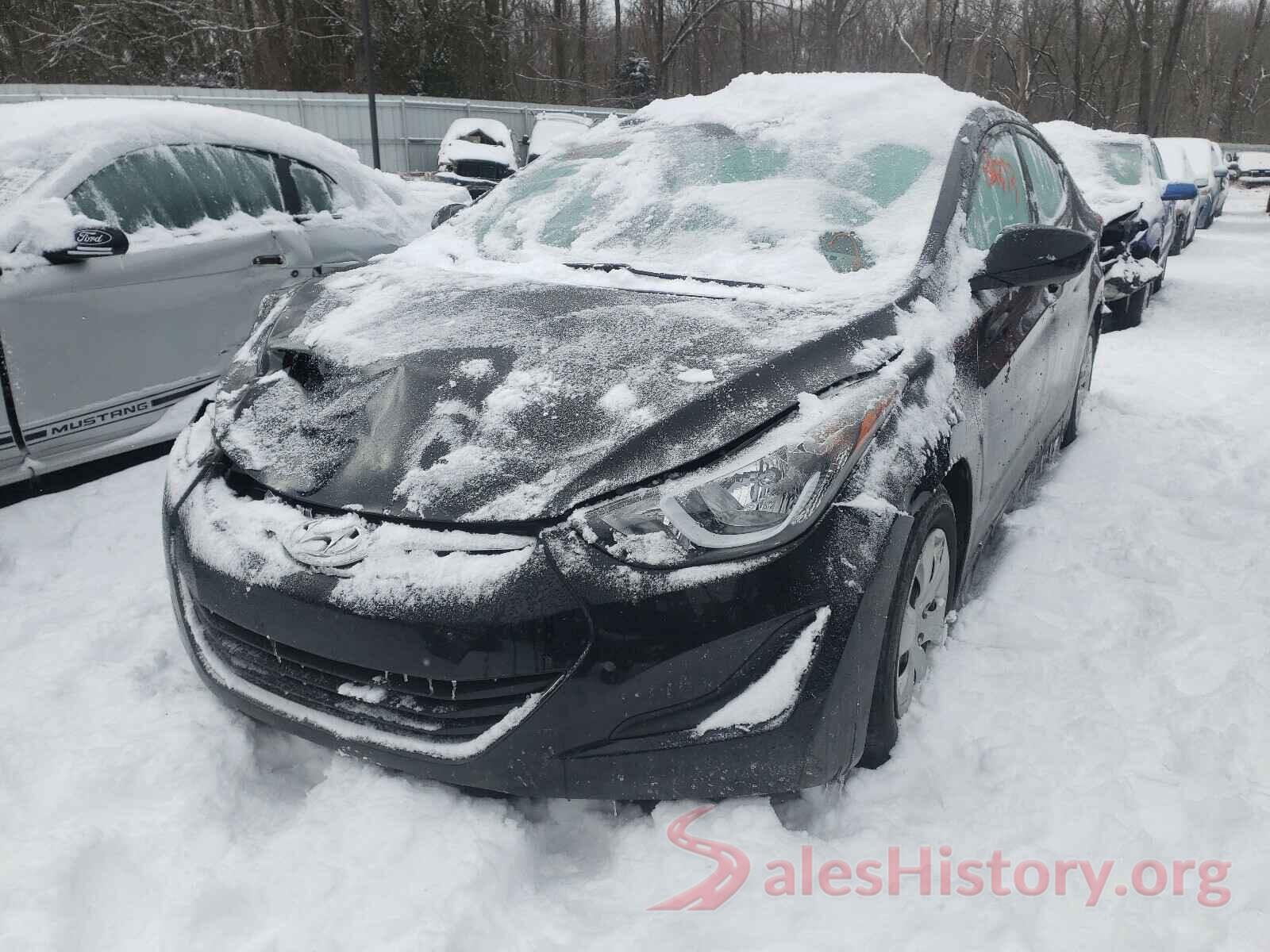 5NPDH4AE0GH764570 2016 HYUNDAI ELANTRA