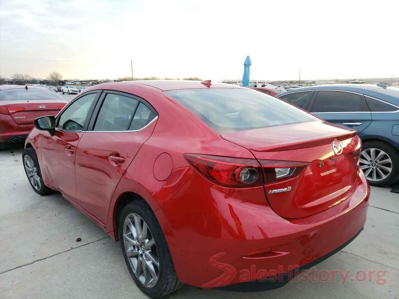 3MZBN1V30JM172320 2018 MAZDA 3