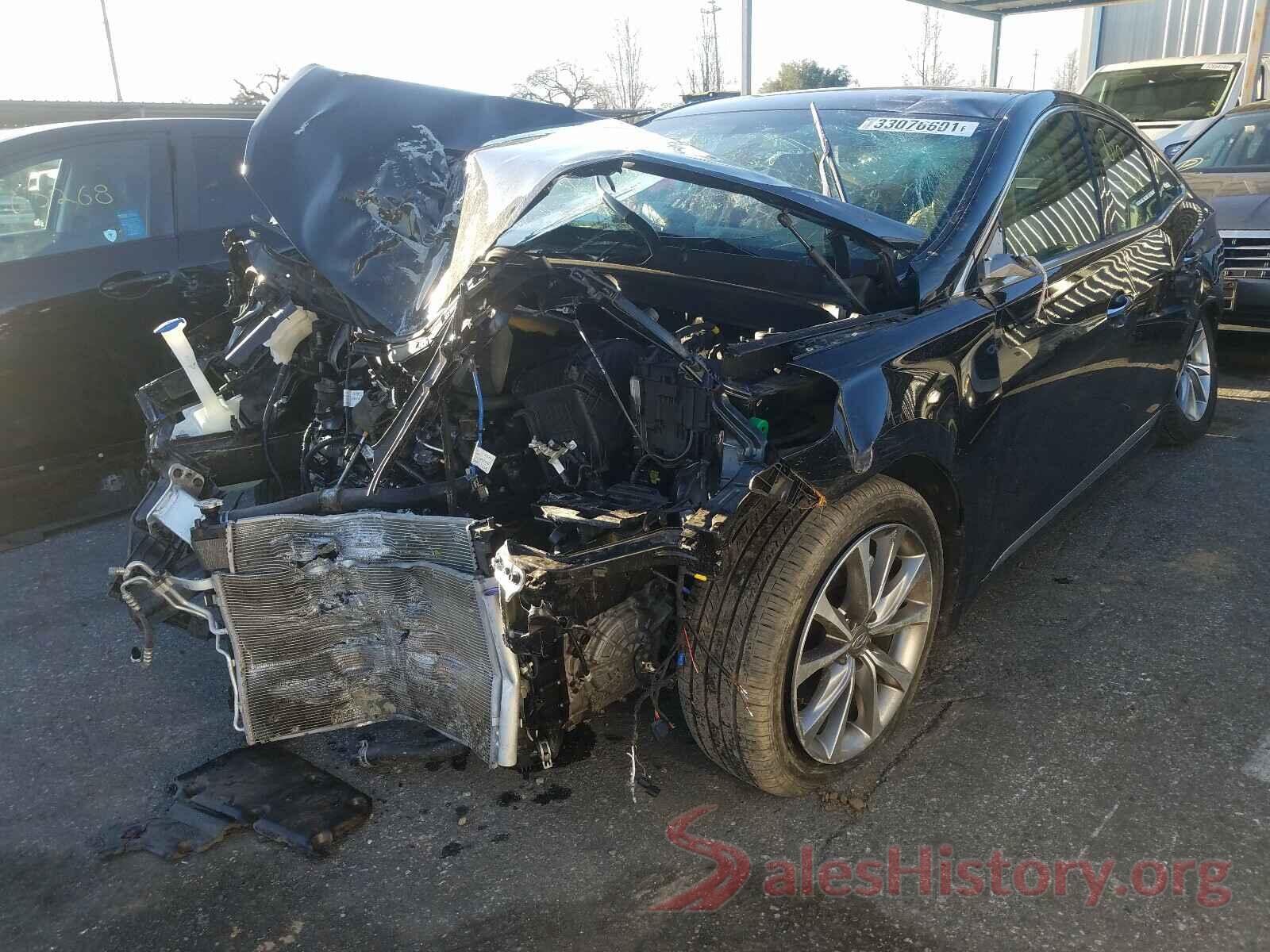 KMHFG4JG8HA590314 2017 HYUNDAI AZERA