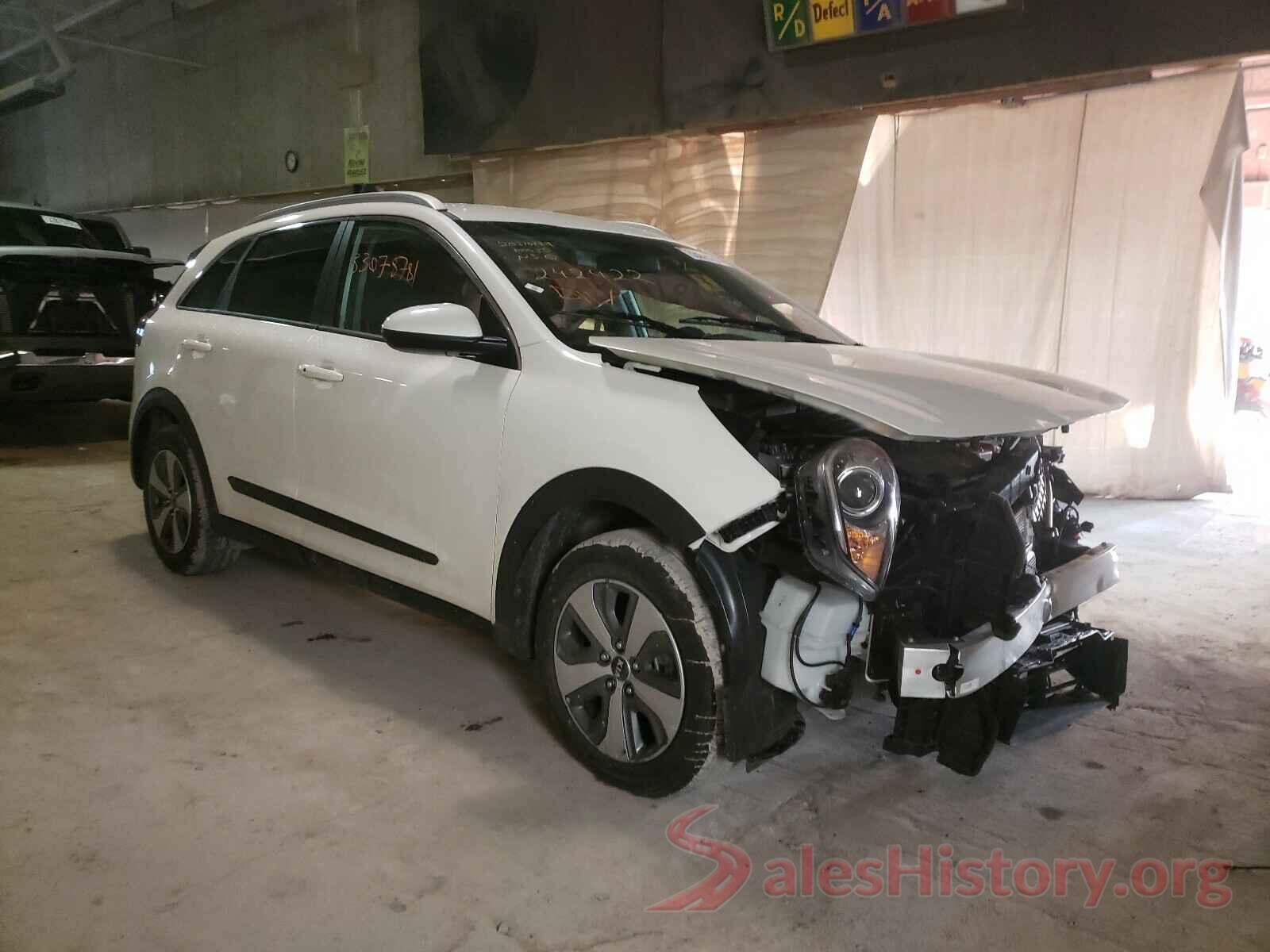 KNDCB3LC0K5242422 2019 KIA NIRO