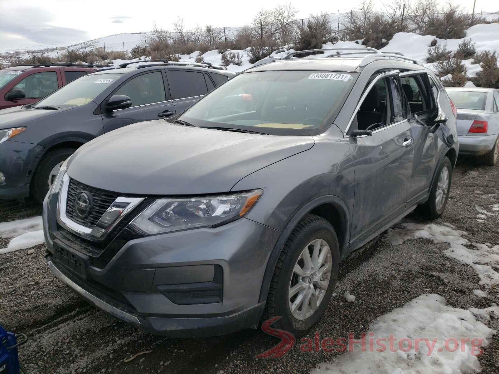 KNMAT2MV0JP560977 2018 NISSAN ROGUE