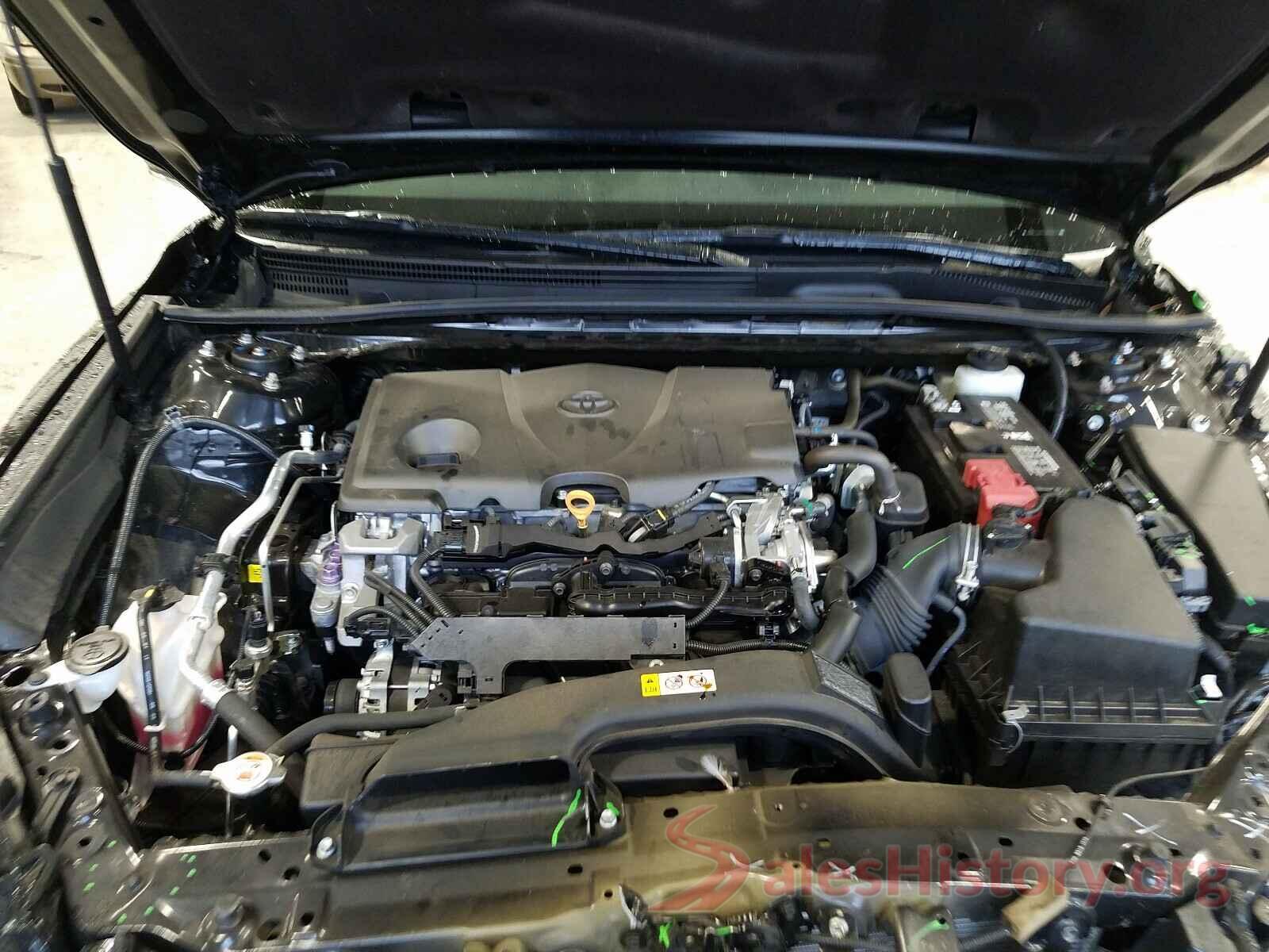 4T1B11HK2JU525522 2018 TOYOTA CAMRY