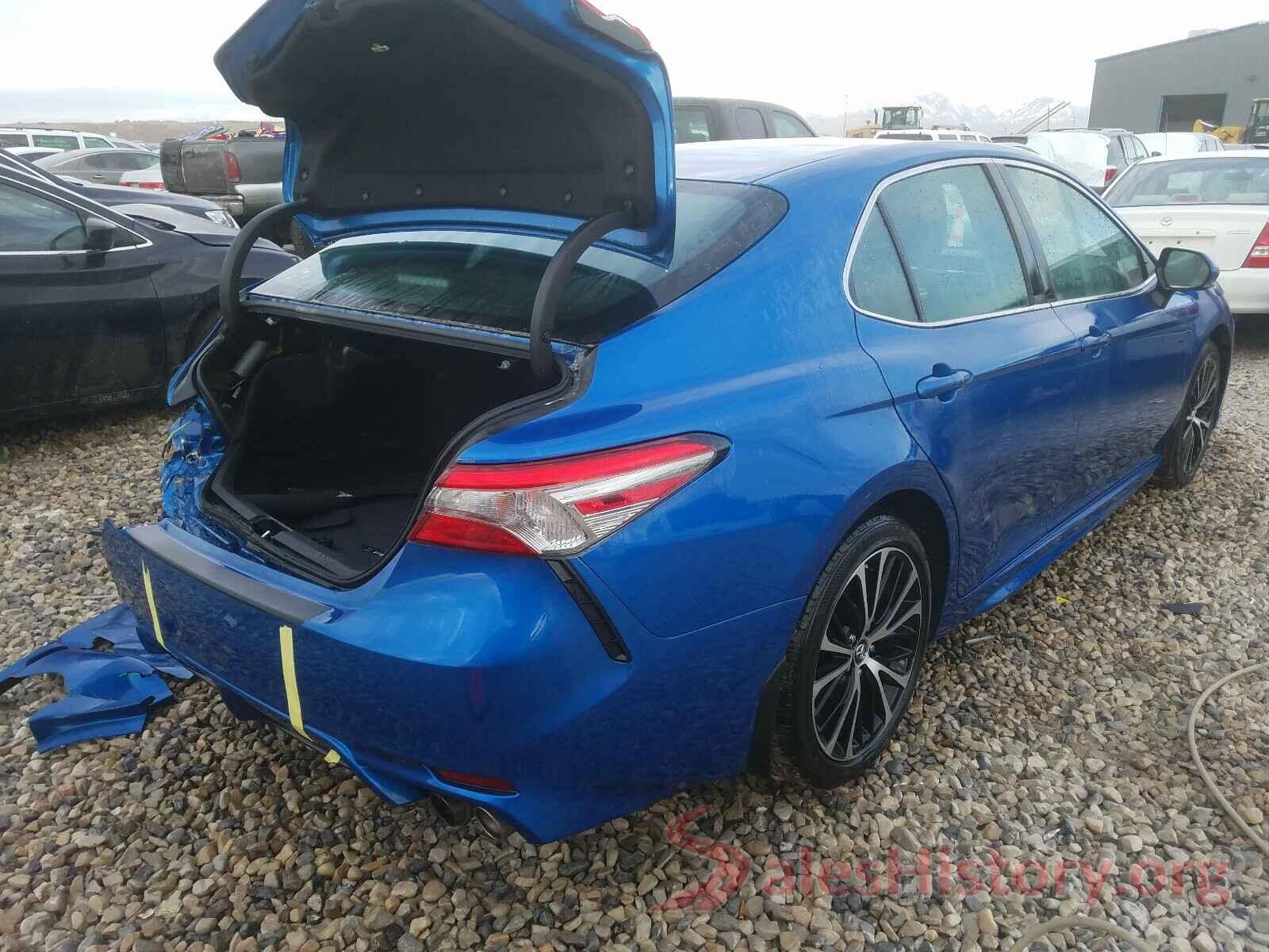 4T1B11HK0KU178662 2019 TOYOTA CAMRY