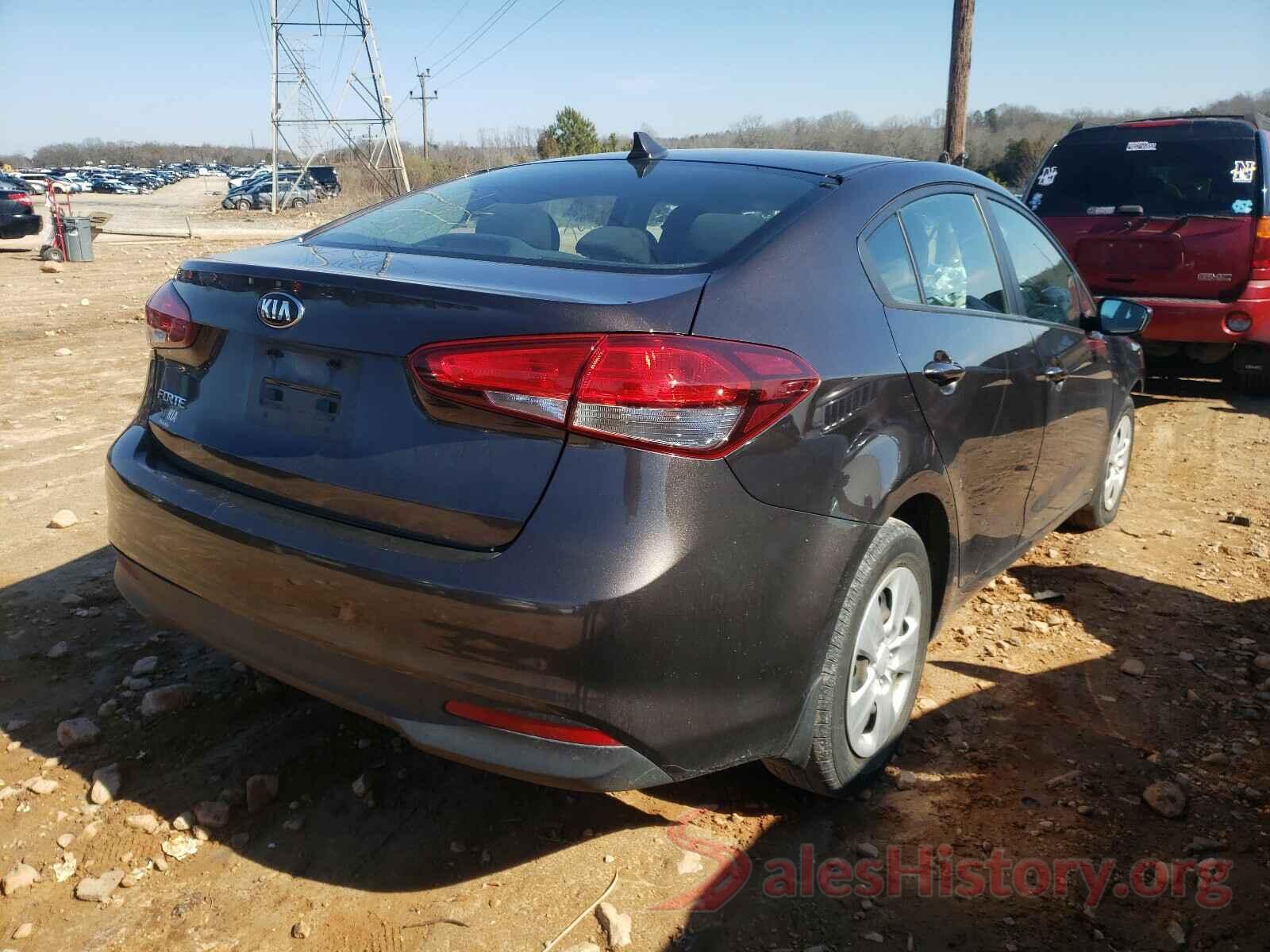 3KPFK4A72JE192294 2018 KIA FORTE