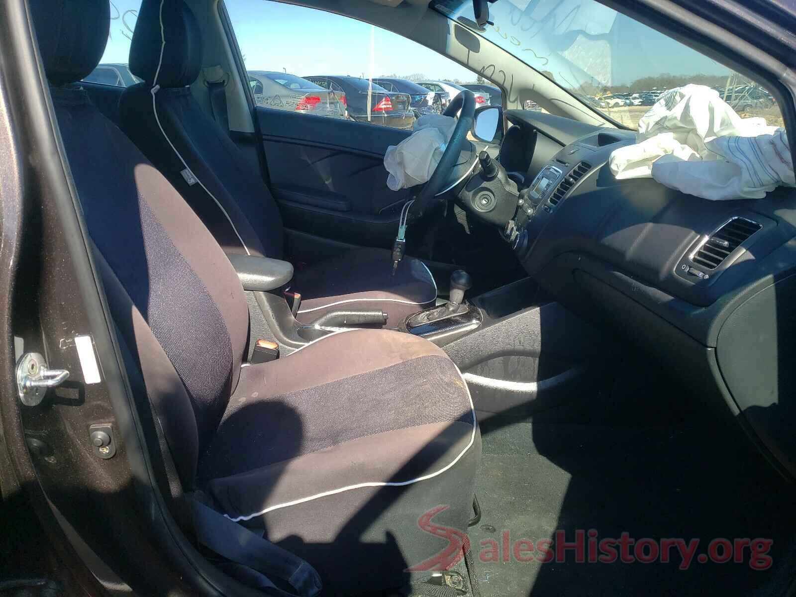 3KPFK4A72JE192294 2018 KIA FORTE