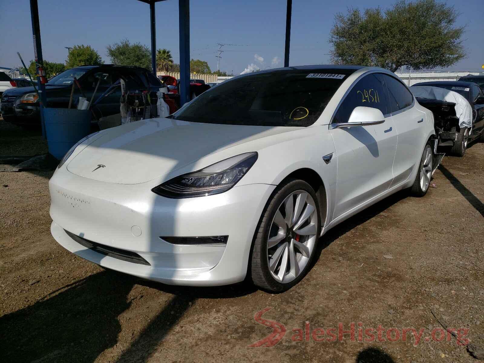 5YJ3E1EB3JF083828 2018 TESLA MODEL 3