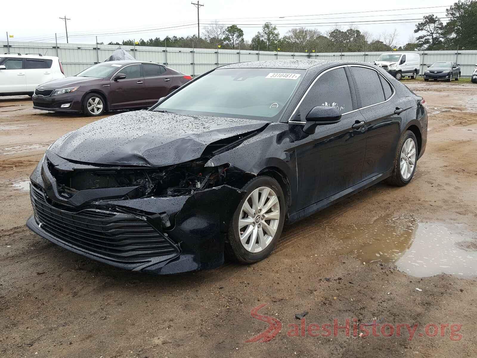 4T1B11HK8KU170647 2019 TOYOTA CAMRY