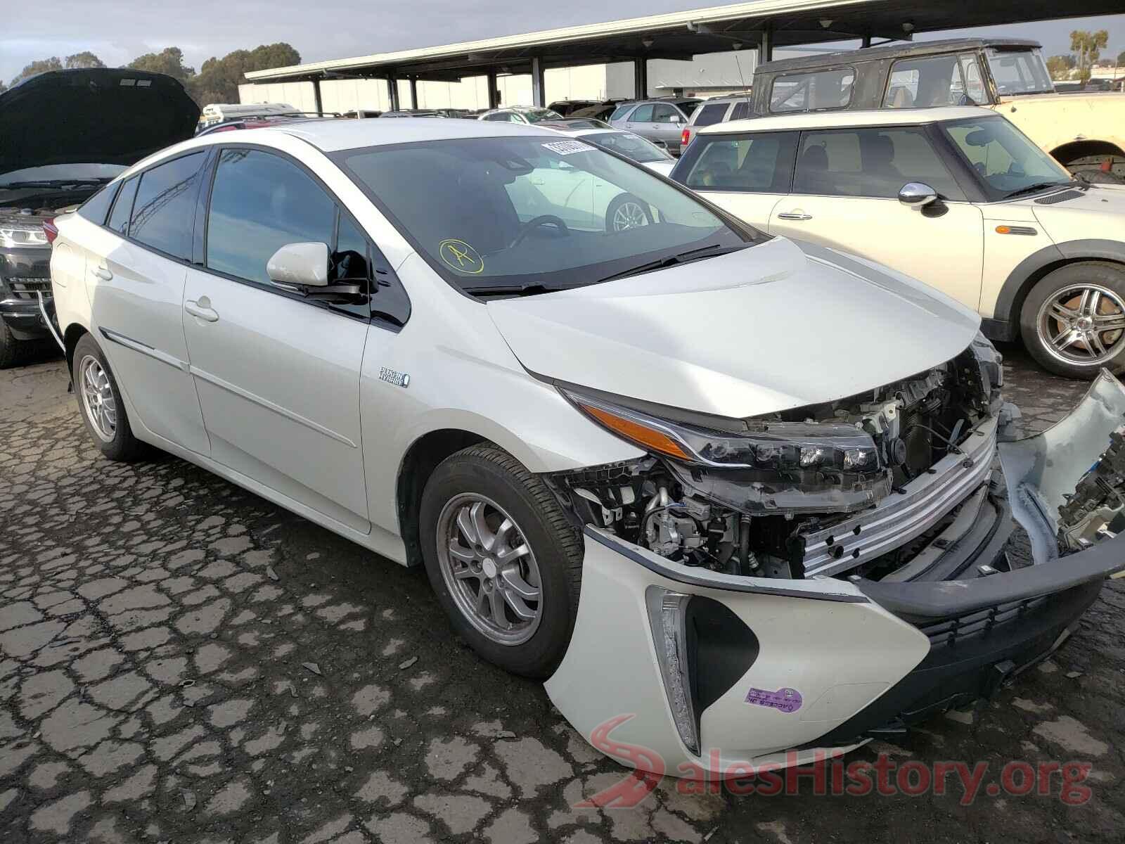 JTDKARFPXJ3100542 2018 TOYOTA PRIUS