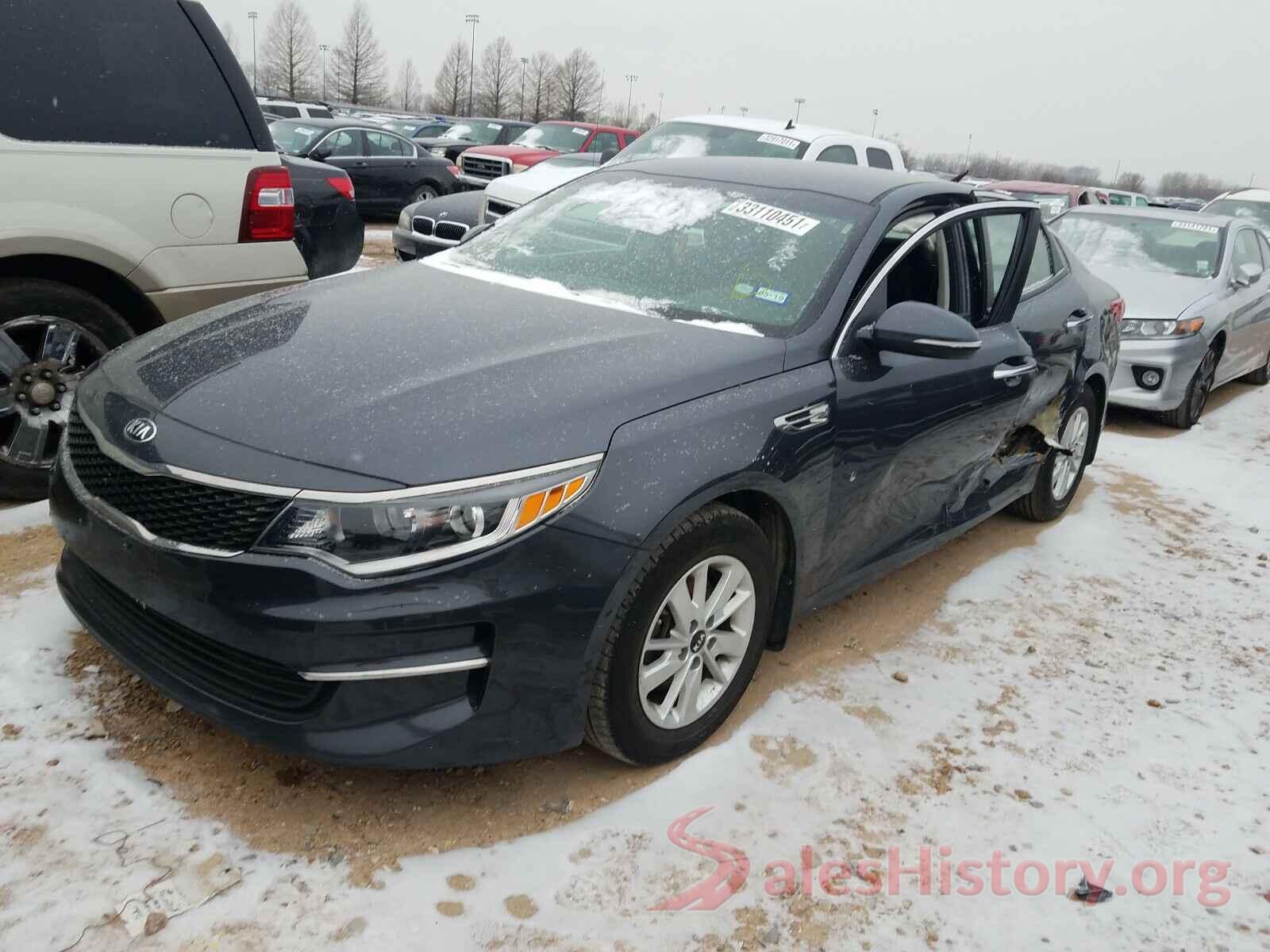 KNAGT4L31H5151668 2017 KIA OPTIMA