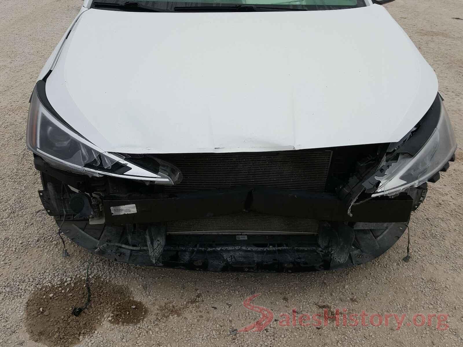 5NPD84LF9KH418676 2019 HYUNDAI ELANTRA