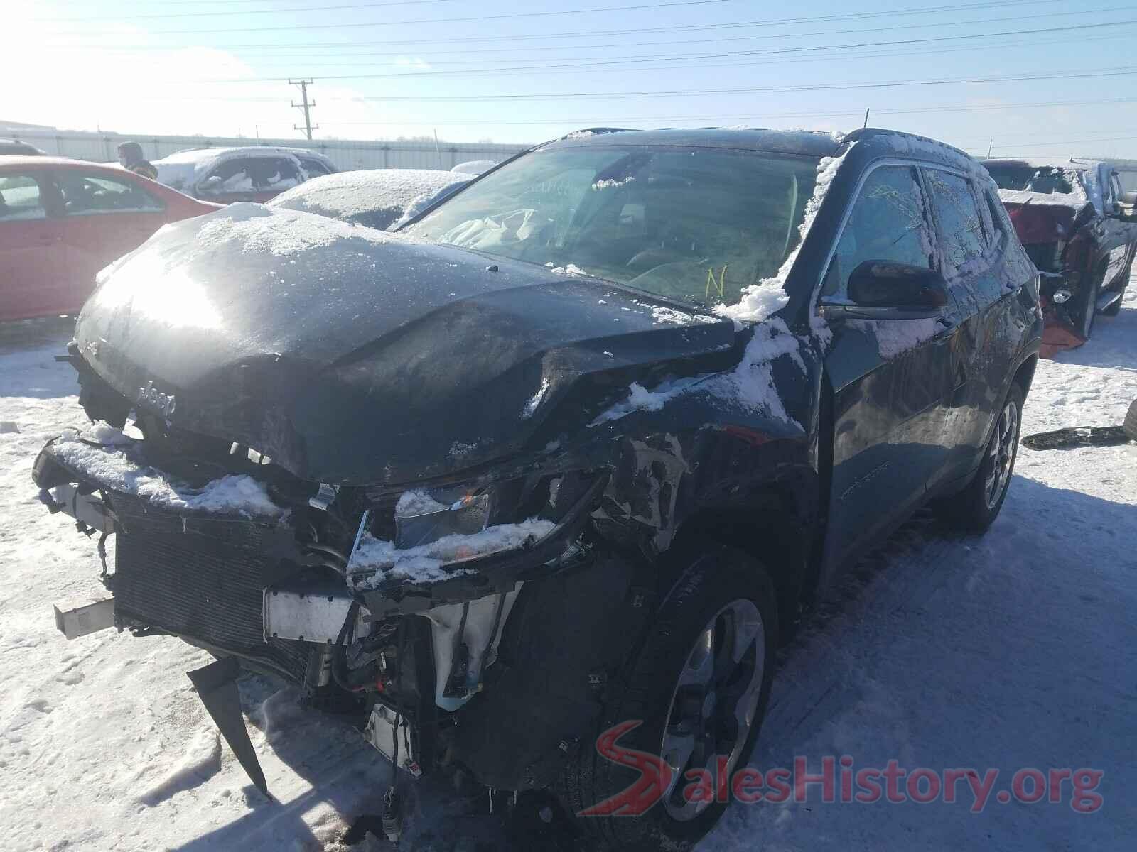 3C4NJDCB8JT329105 2018 JEEP COMPASS