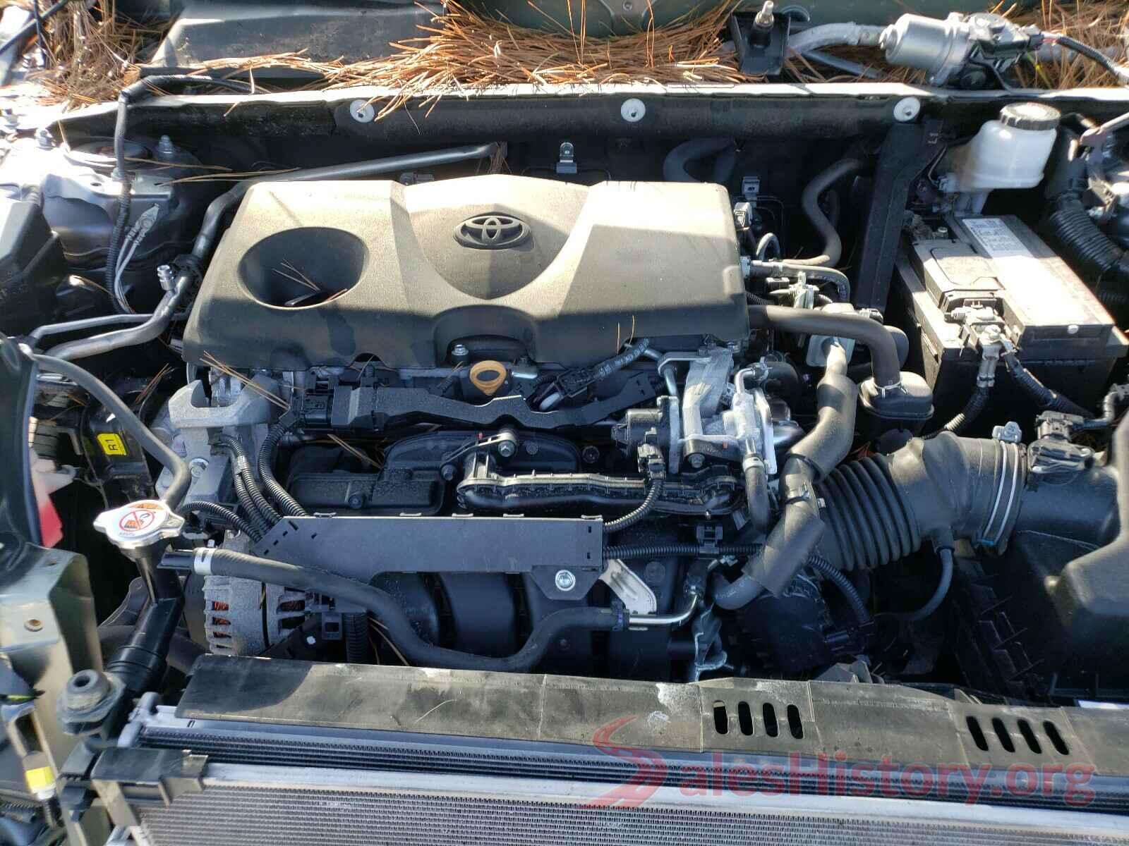 2T3H1RFVXKW040060 2019 TOYOTA RAV4