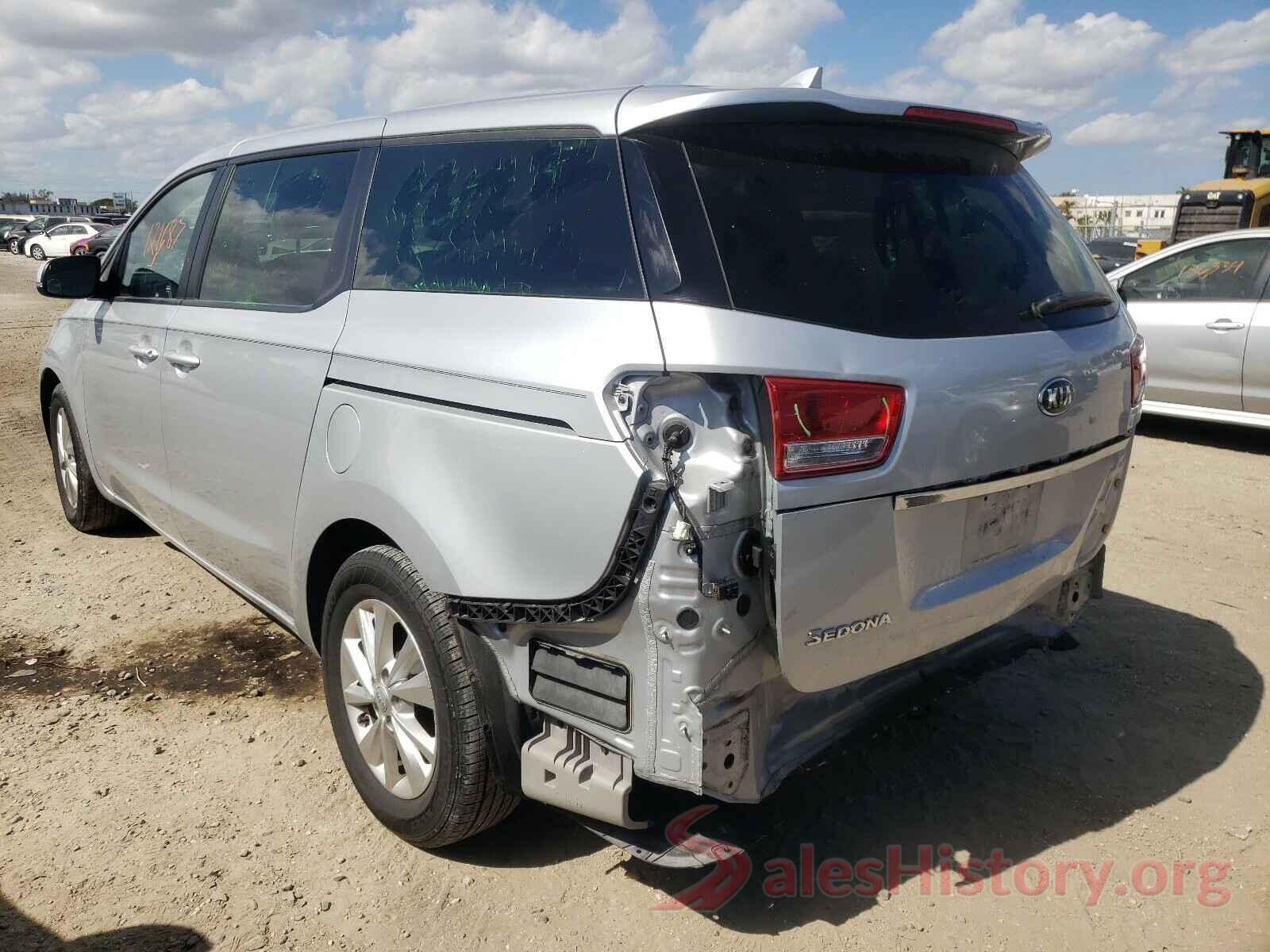 KNDMB5C13J6396601 2018 KIA SEDONA