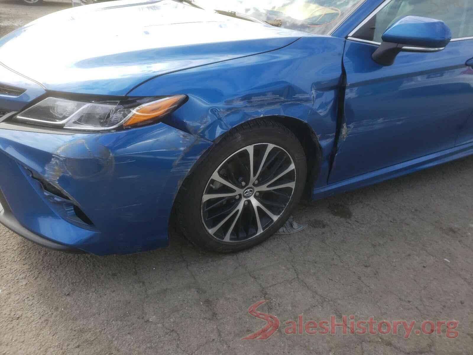 4T1B11HK2JU117344 2018 TOYOTA CAMRY