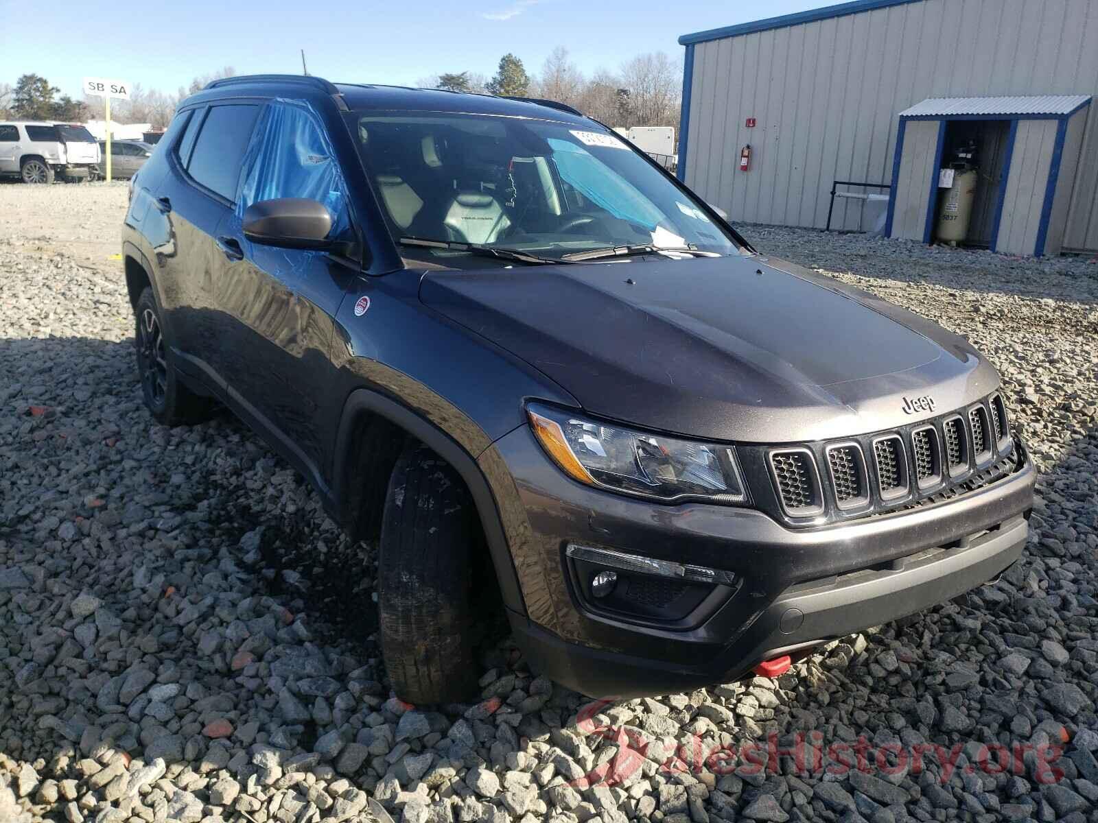 3C4NJDDB4KT721272 2019 JEEP COMPASS