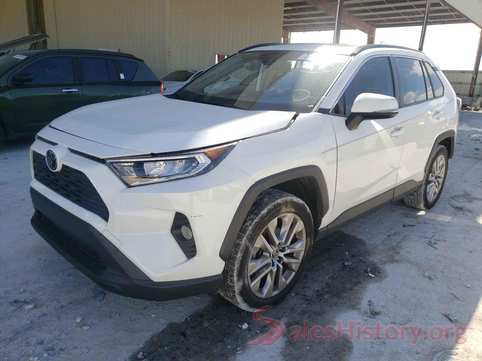 JTMC1RFV6KD033789 2019 TOYOTA RAV4