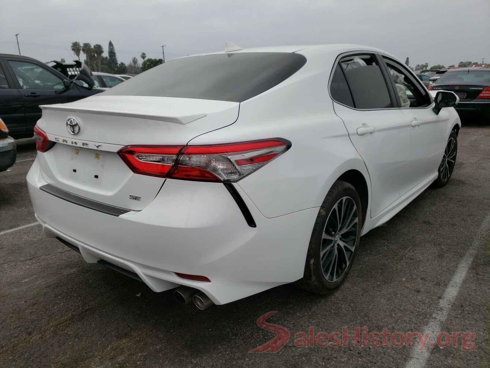 4T1B11HK1KU808933 2019 TOYOTA CAMRY