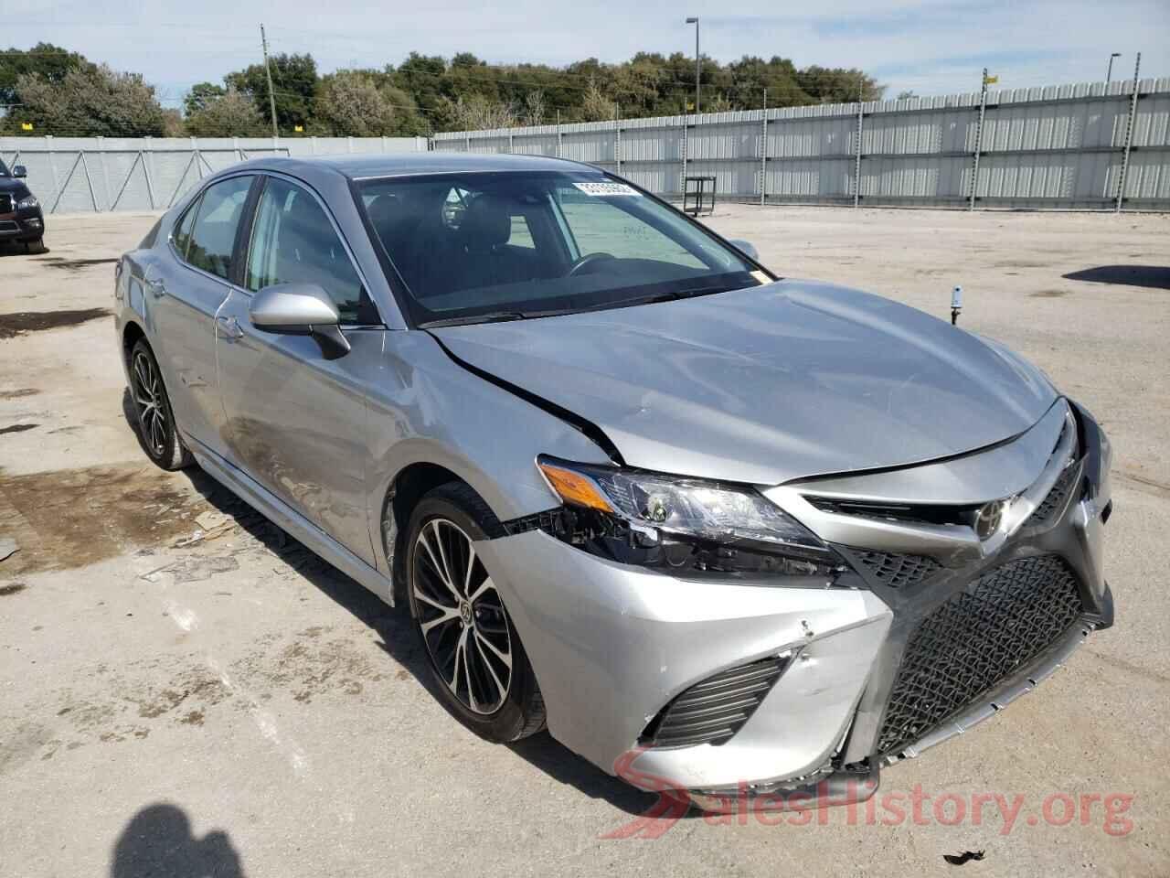 4T1G11AK8LU377072 2020 TOYOTA CAMRY